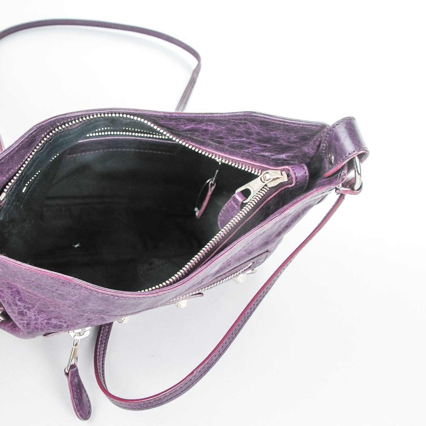 Agneau Giant 12 Silver Hardware Hip Violet