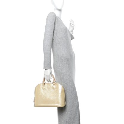 Louis Vuitton Vernis Alma PM Blanc Corail 3 of 19