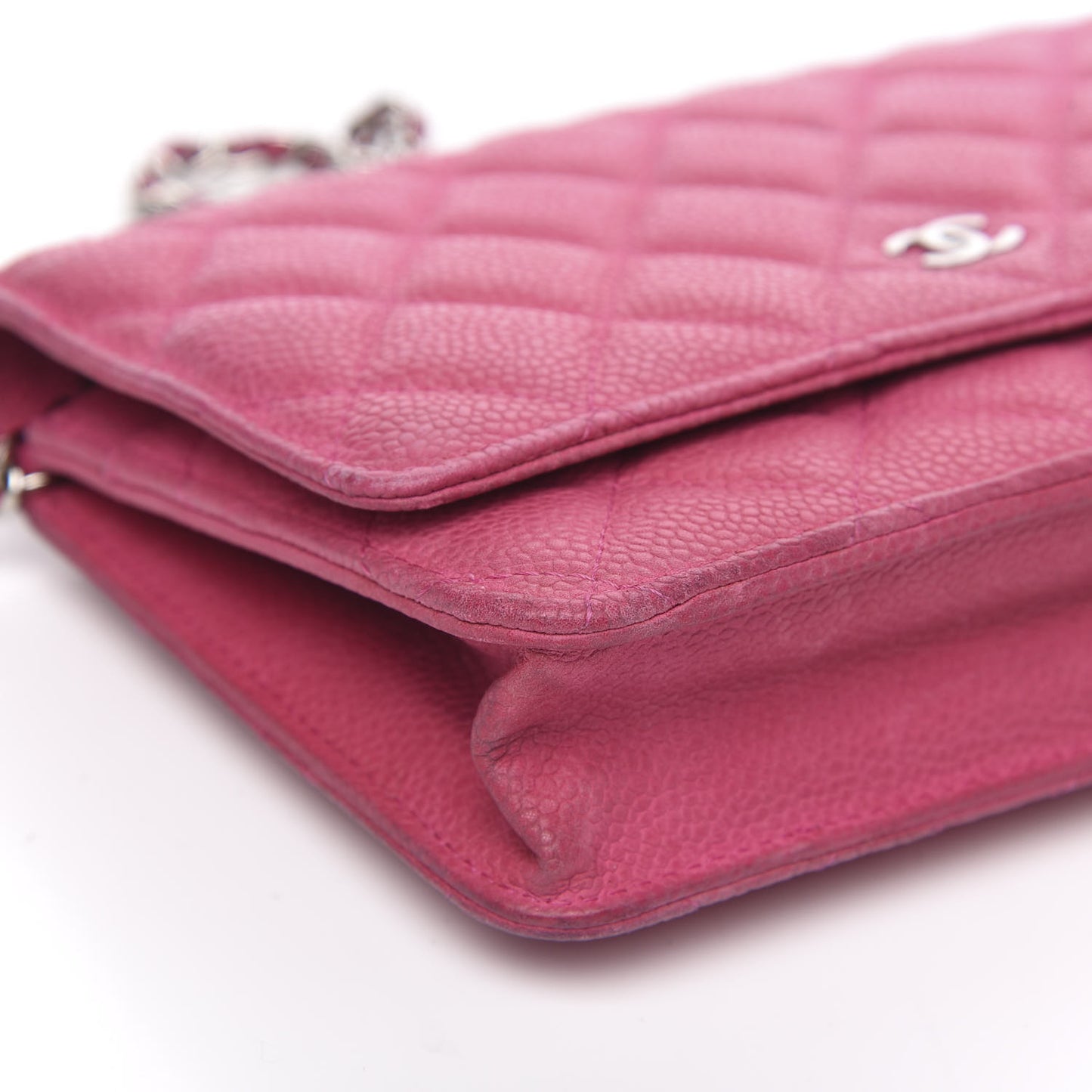 Iridescent Caviar Quilted Wallet on Chain WOC Pink