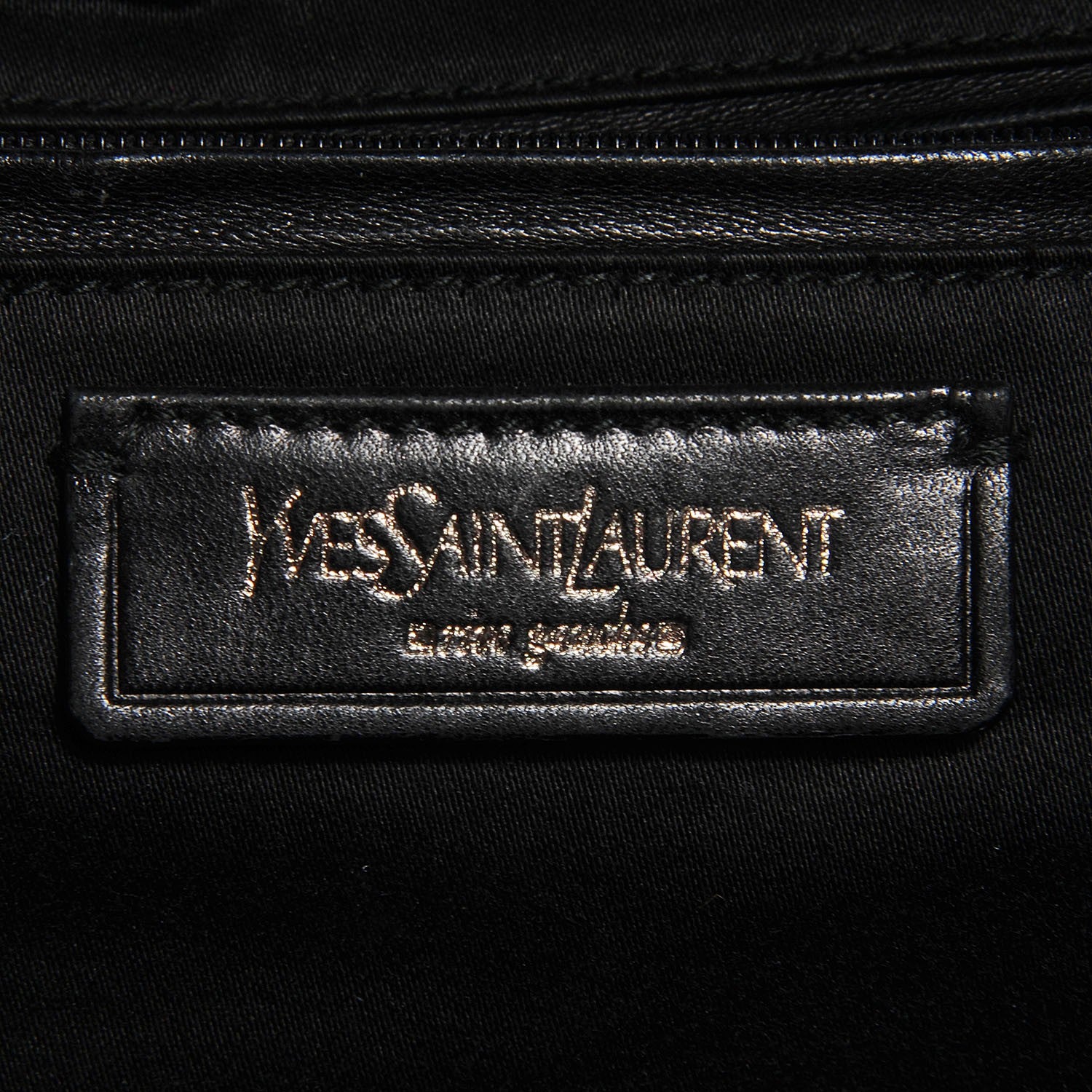 Saint Laurent Embossed Patent Medium Easy Y Bag Black 6 of 9