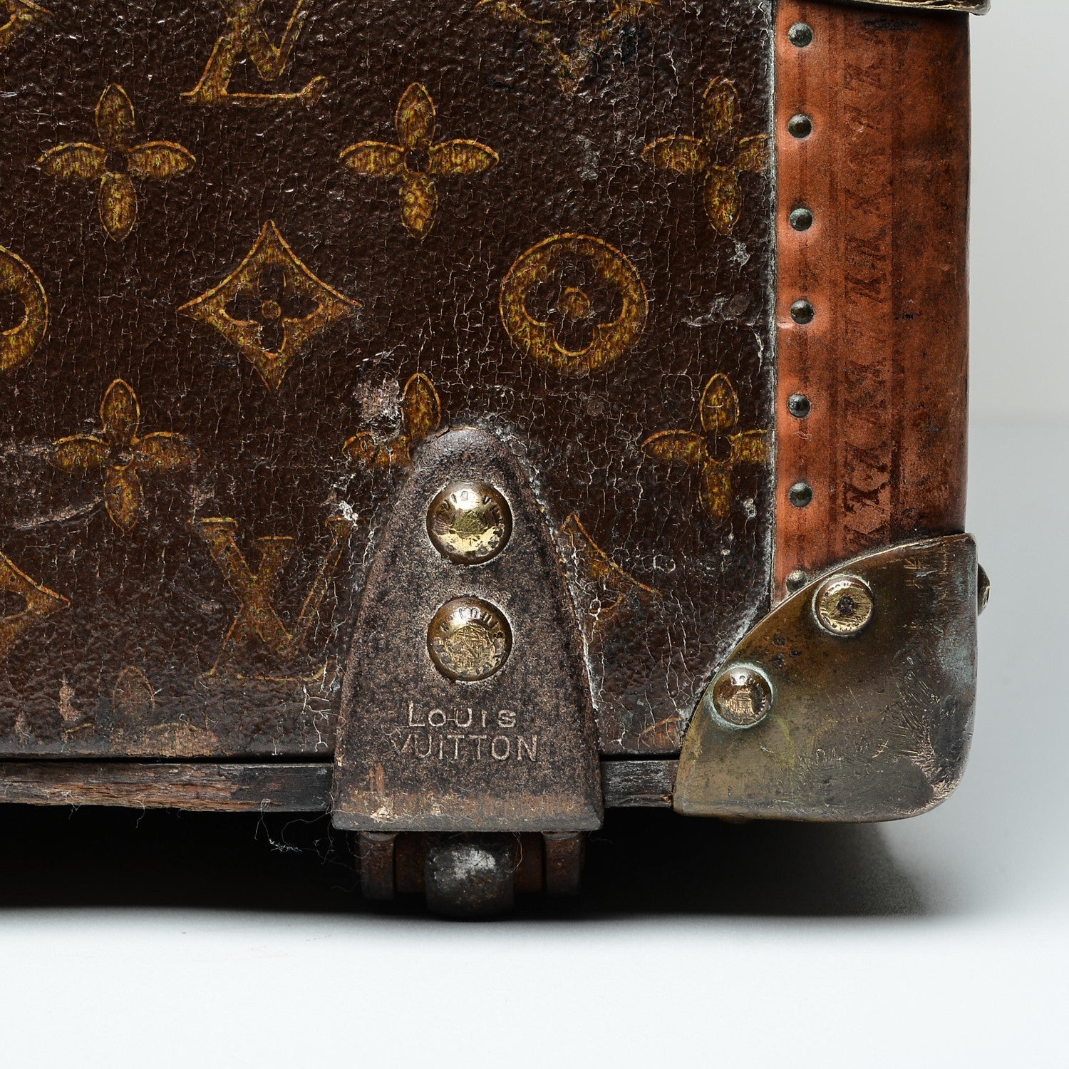 Louis Vuitton Monogram Small Cabin Trunk 27 of 46