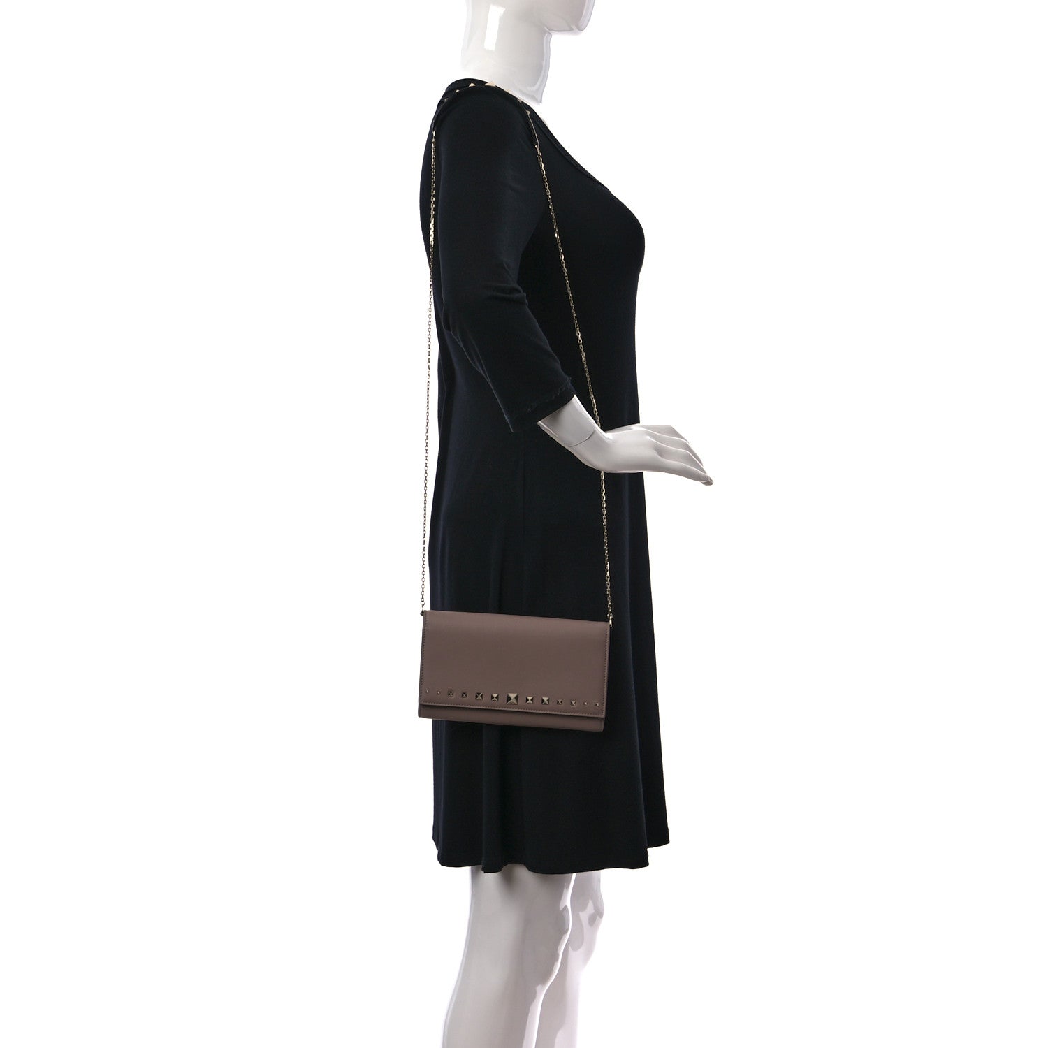 Valentino Garavani Vitello Rockstud Crossbody Wallet On Chain Skin Sorbet 3 of 10