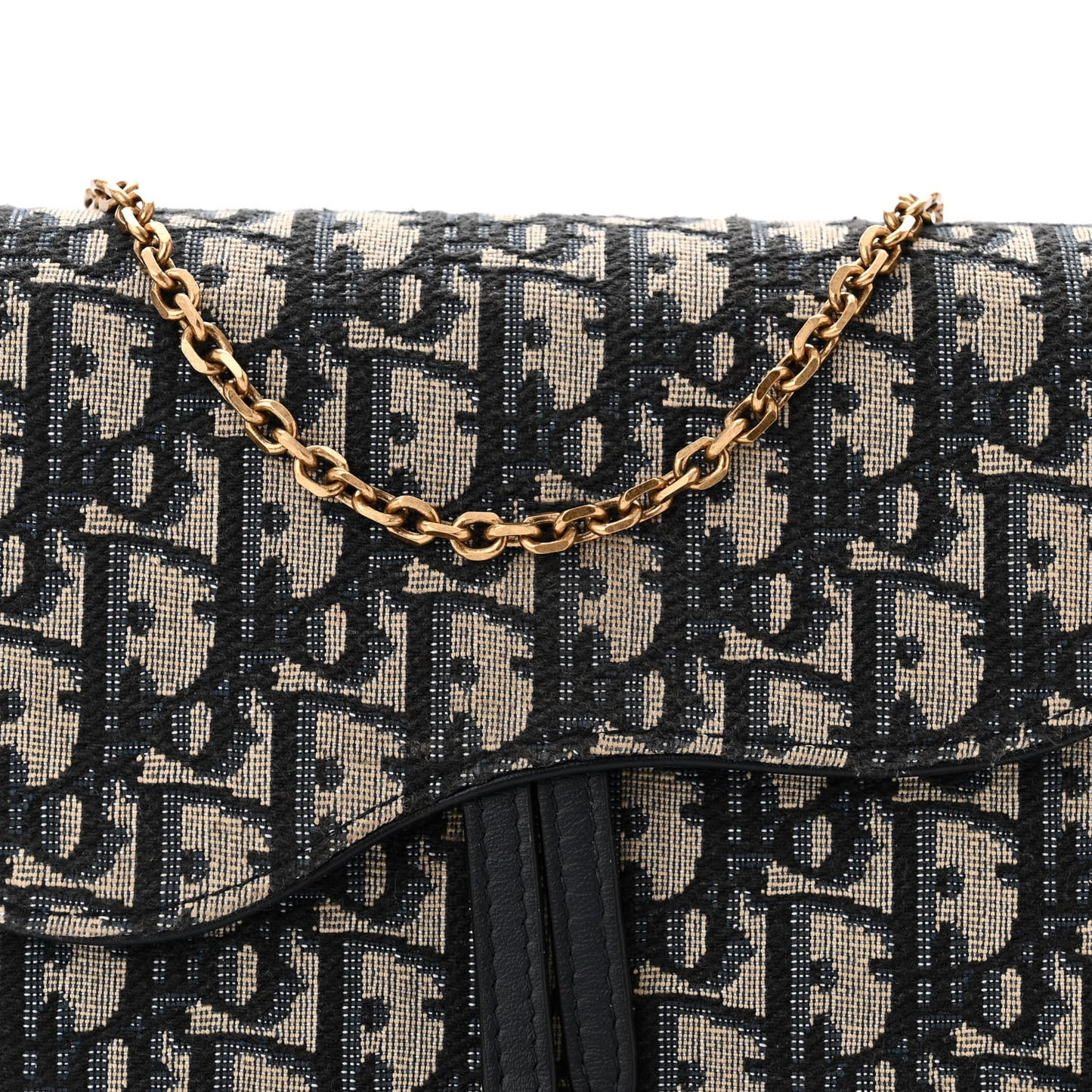 Oblique Saddle Chain Pouch Blue