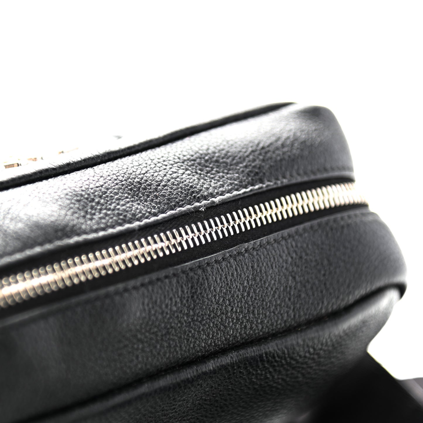 Vitello Daino Crossbody Black