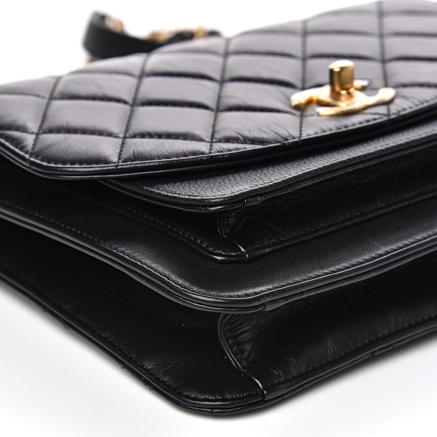 Calfskin Caviar Quilted Chain Handle Flap Black