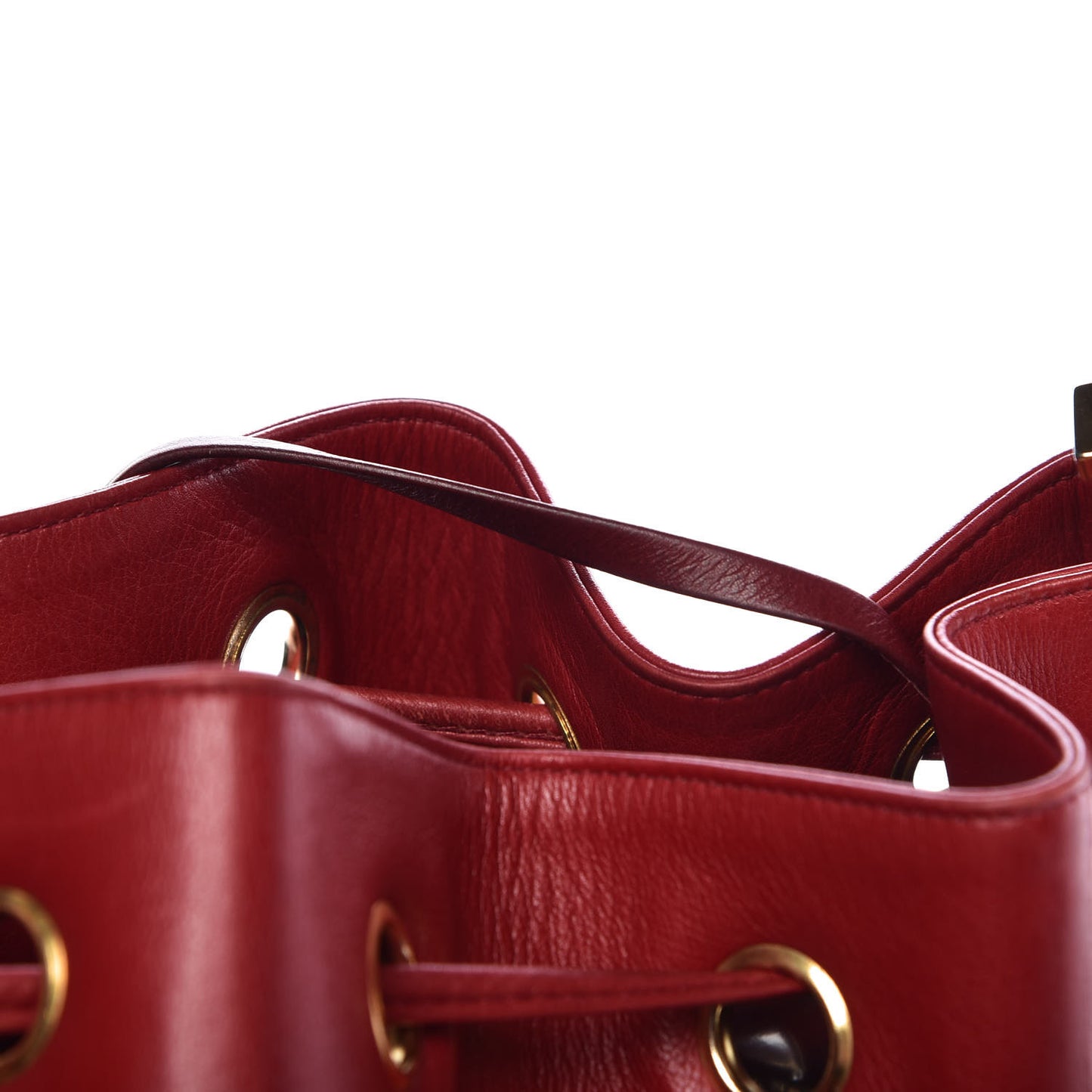 Lambskin Diamond Stitched CC Drawstring Shoulder Bag Red