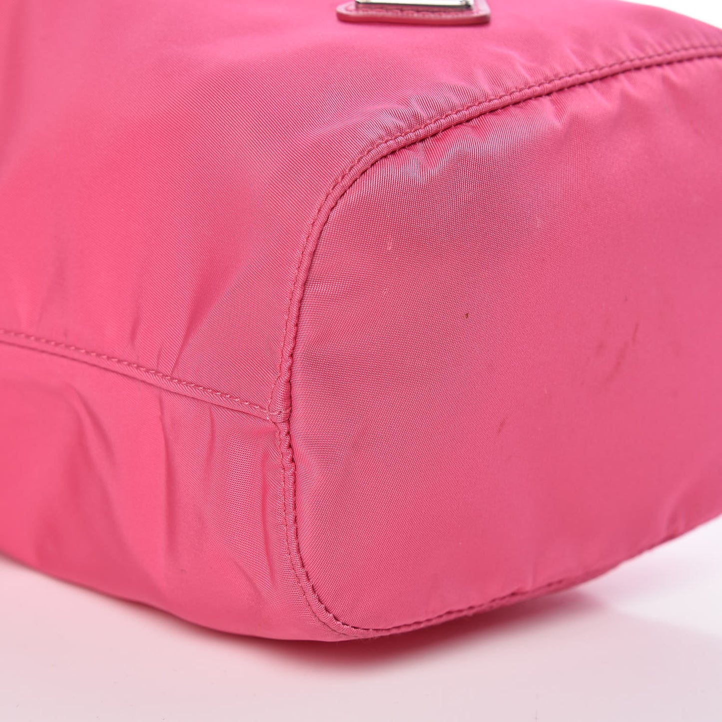 Nylon Vela Drawstring Pouch Fuxia