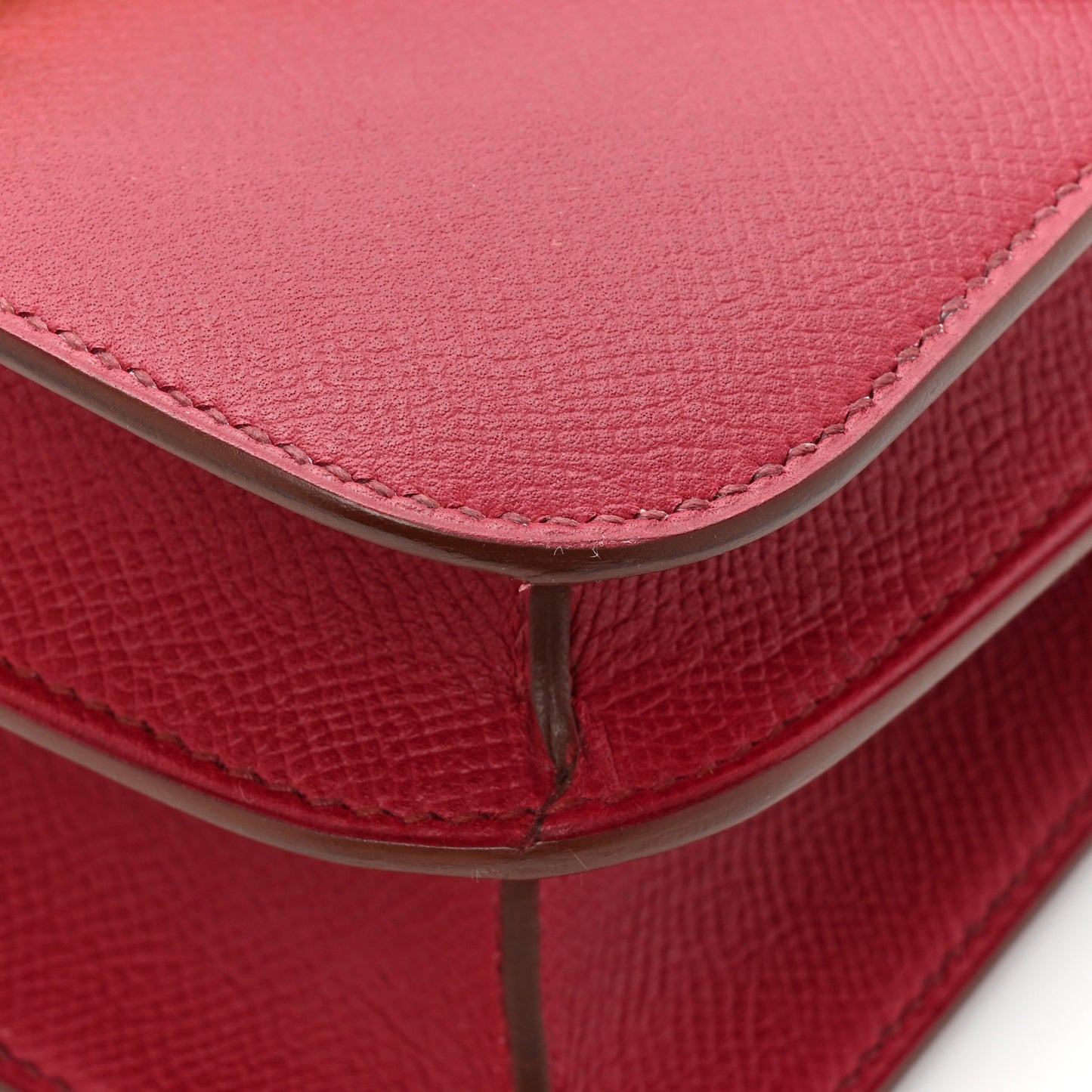 Epsom Constance 24 Rubis