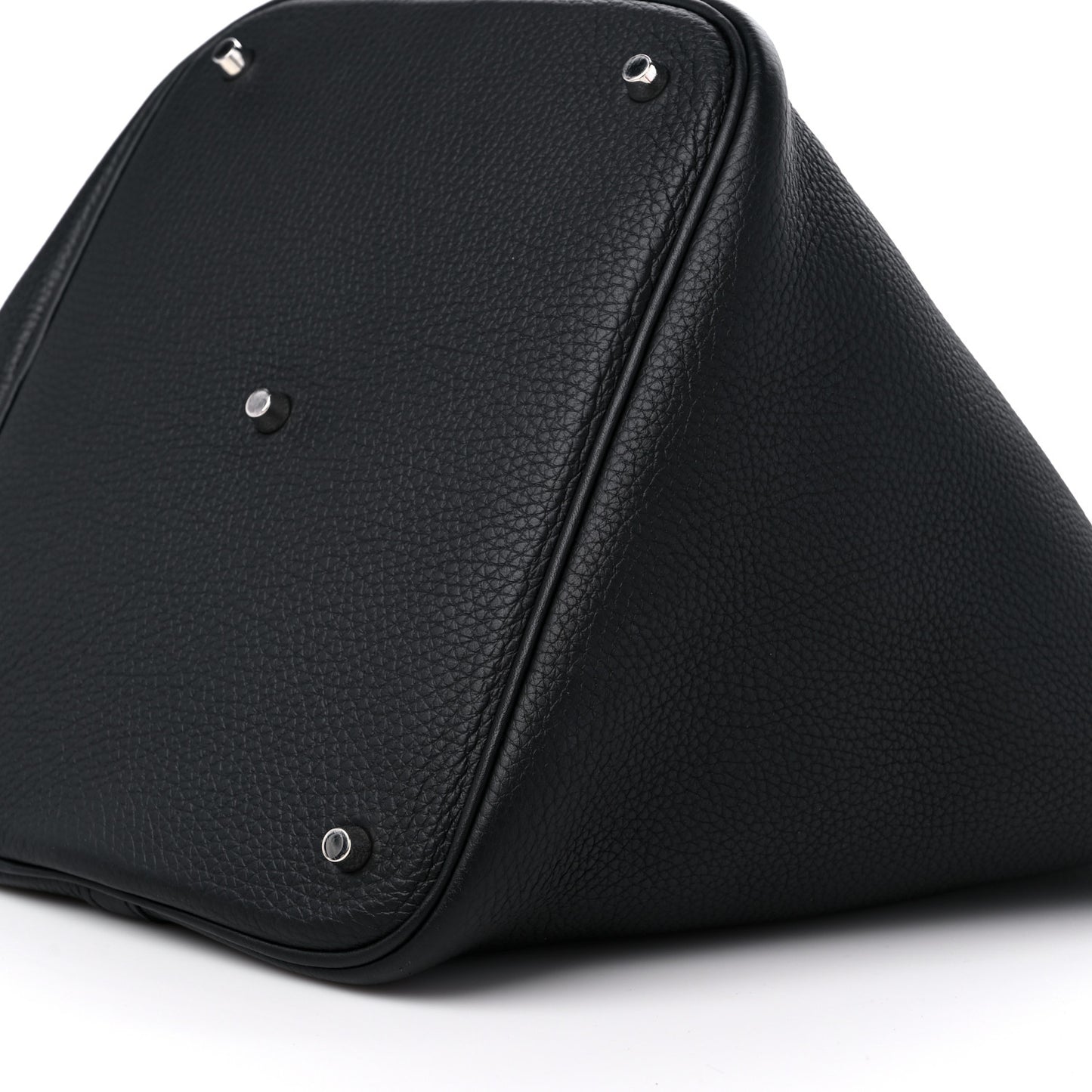 Taurillon Clemence Picotin Lock 26 GM Black