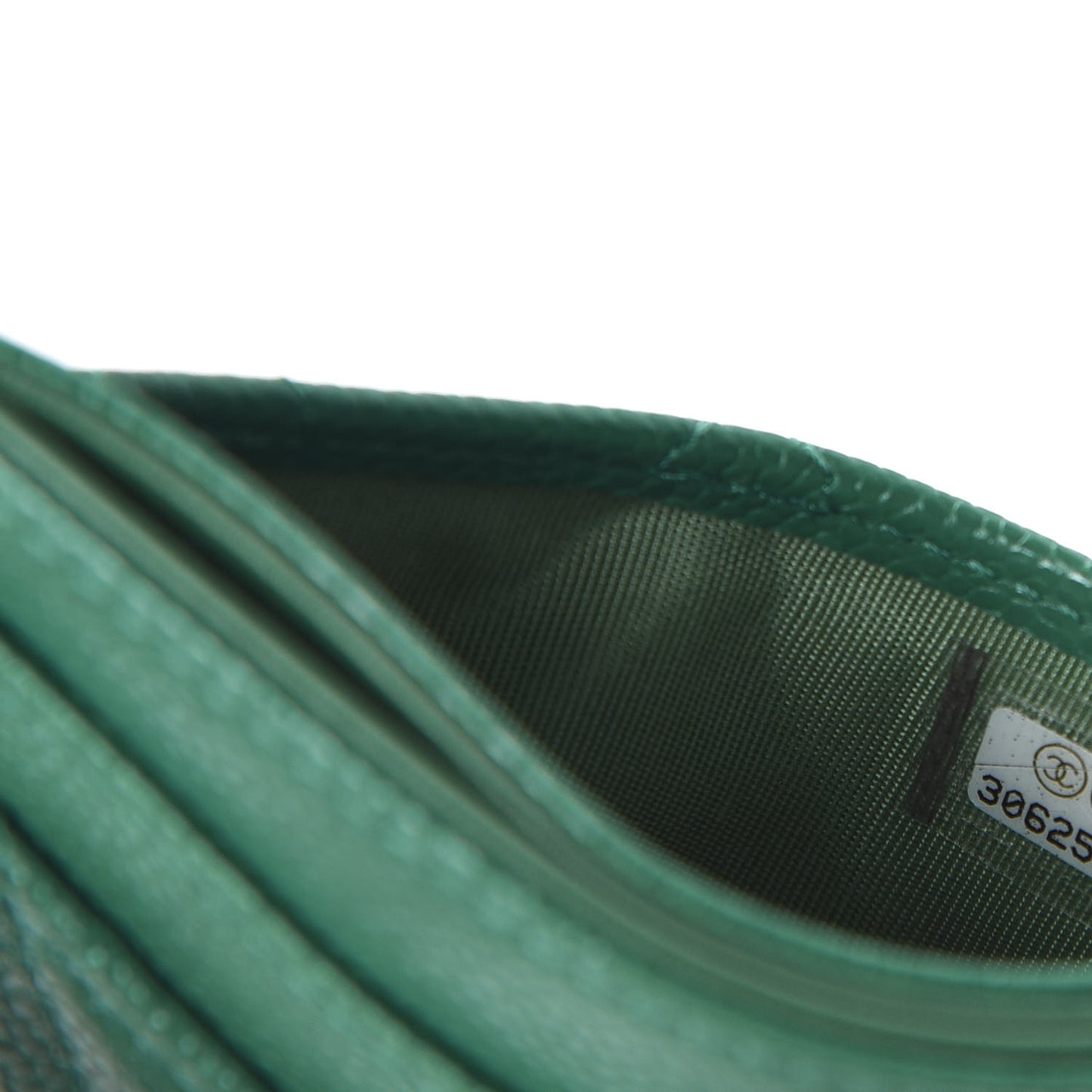 Caviar Quilted Card Holder Green