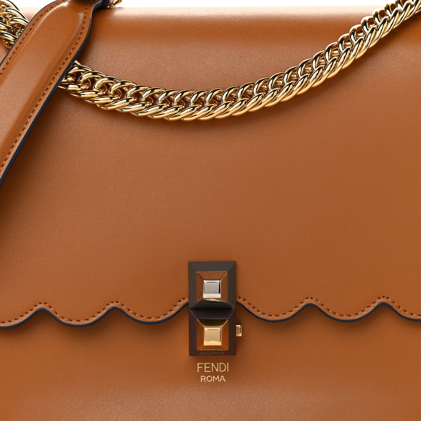 Vitello Liberty Scalloped Studded Kan I Shoulder Bag Caramello
