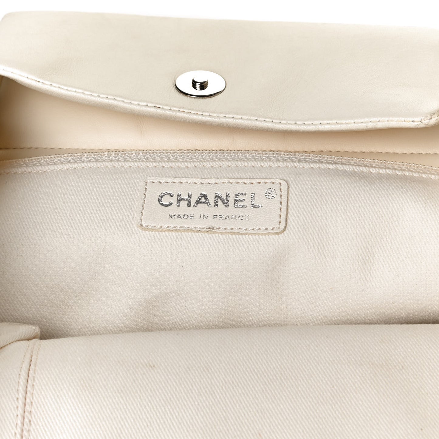 Lambskin Cells Accordion Tote Dark White