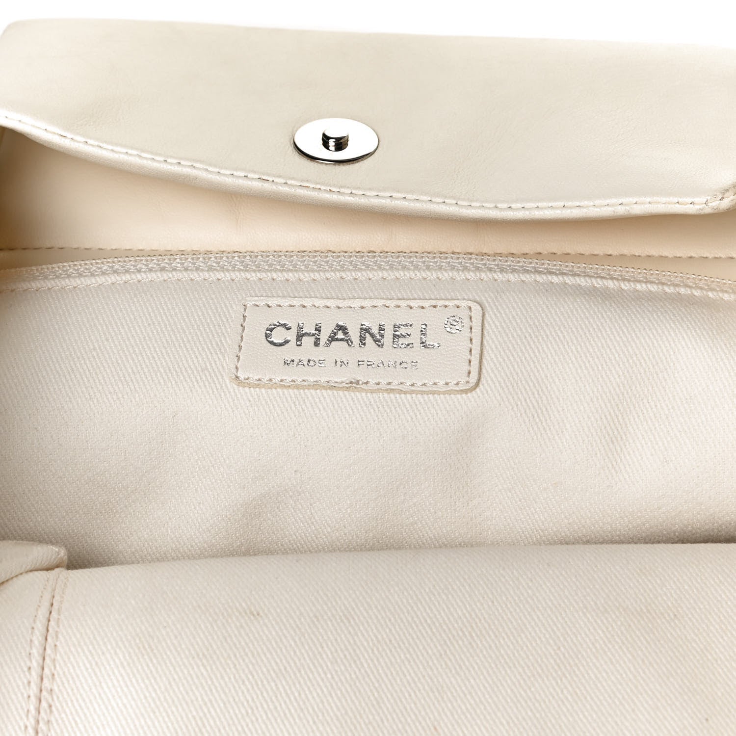 Chanel Lambskin Cells Accordion Tote Dark White 6 of 16