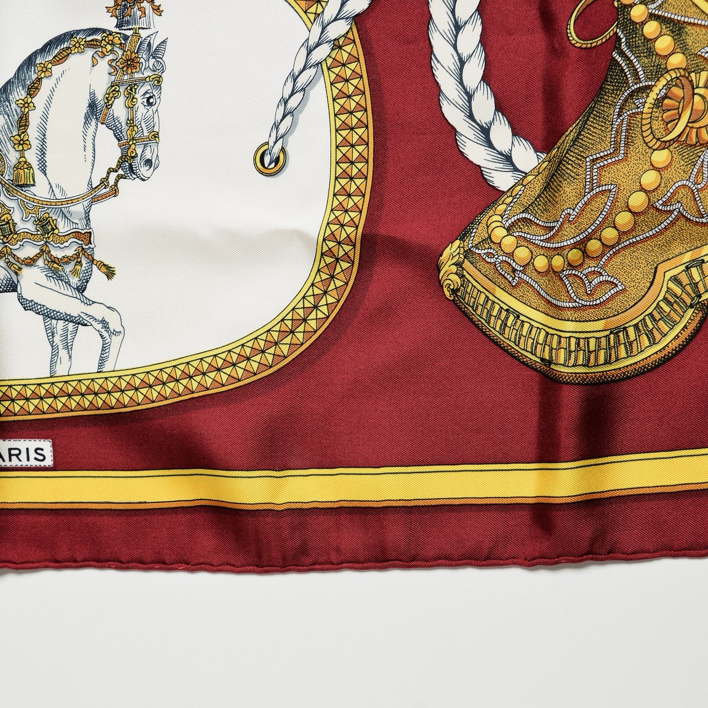 Silk Grand Apparat Scarf 90