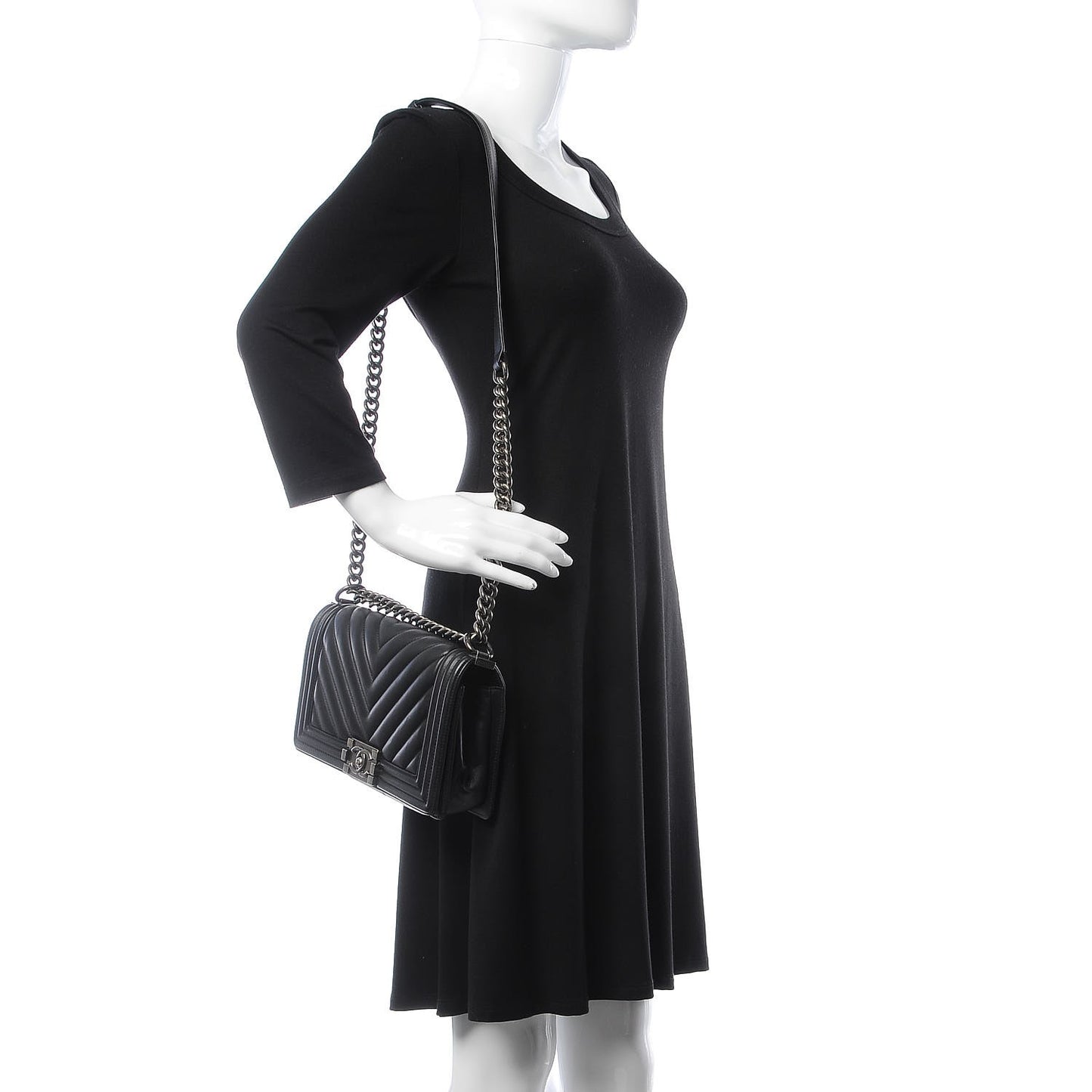 Calfskin Chevron Quilted Medium Boy Flap Black