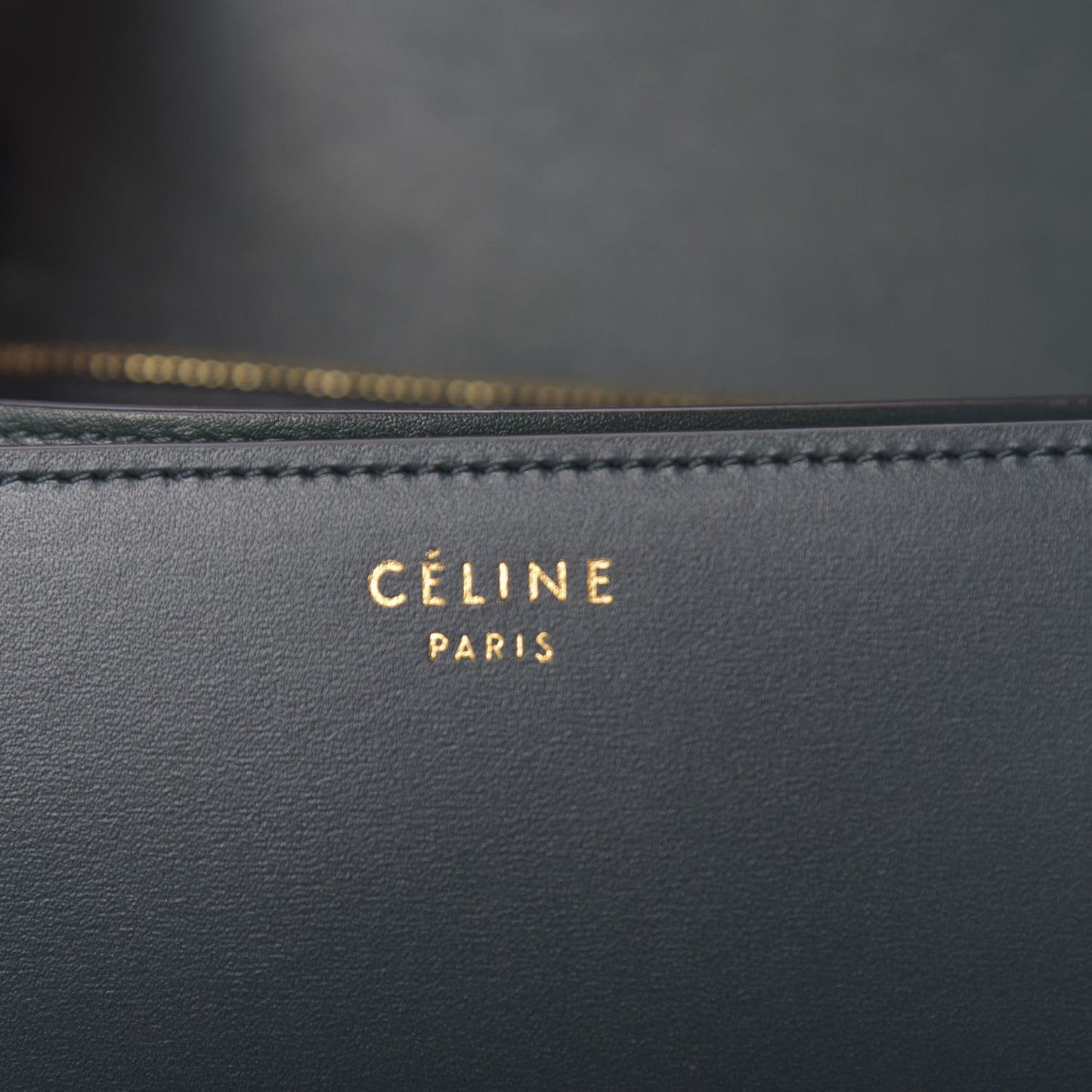Box Calfskin Classic Box Medium Flap Bag Amazone