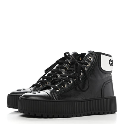 Chanel Aged Calfskin Lace Up Cap Toe Sneakers 38 Black White 3 of 8