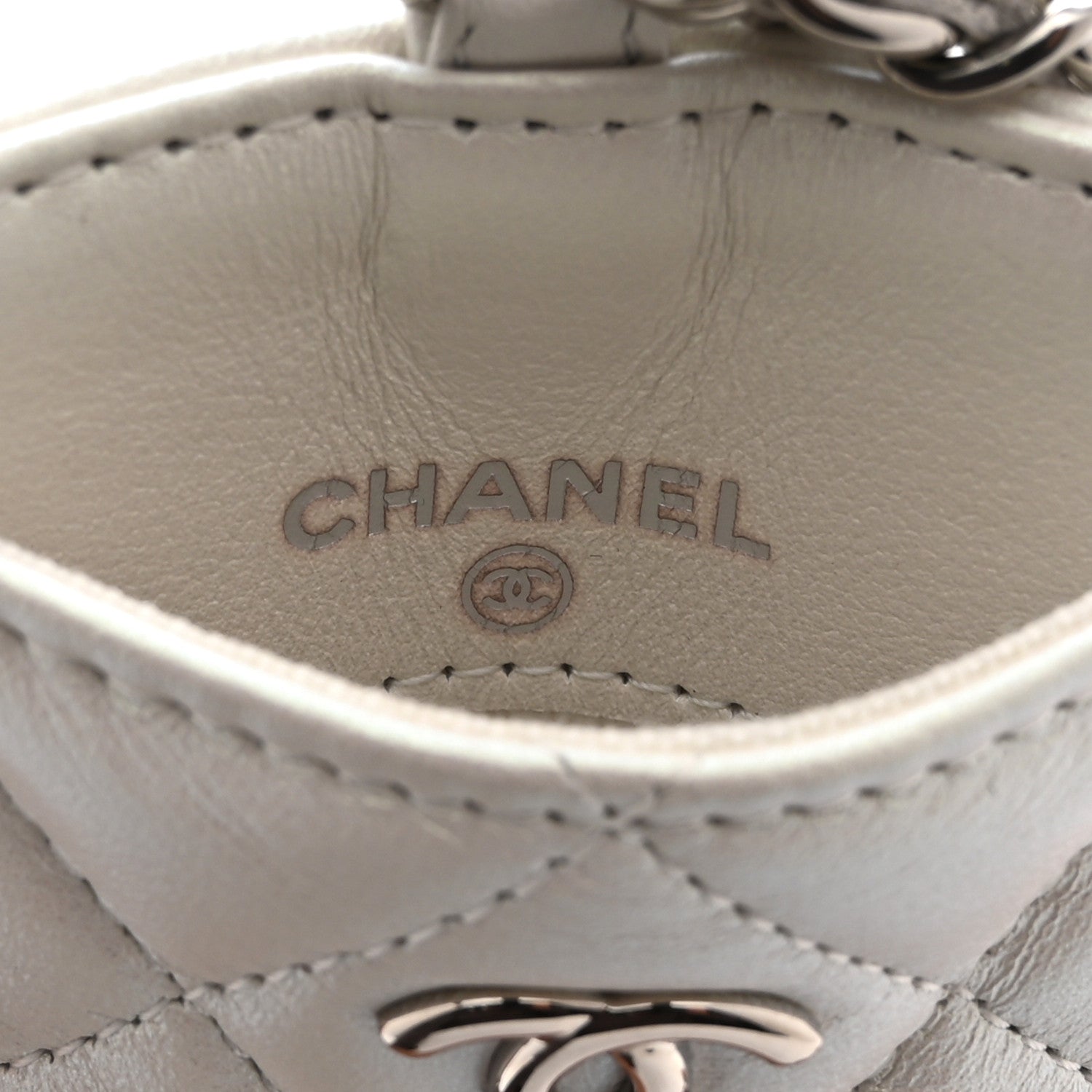 Chanel Iridescent Lambskin Quilted Coco Bow Card Holder On Chain White 6 of 9