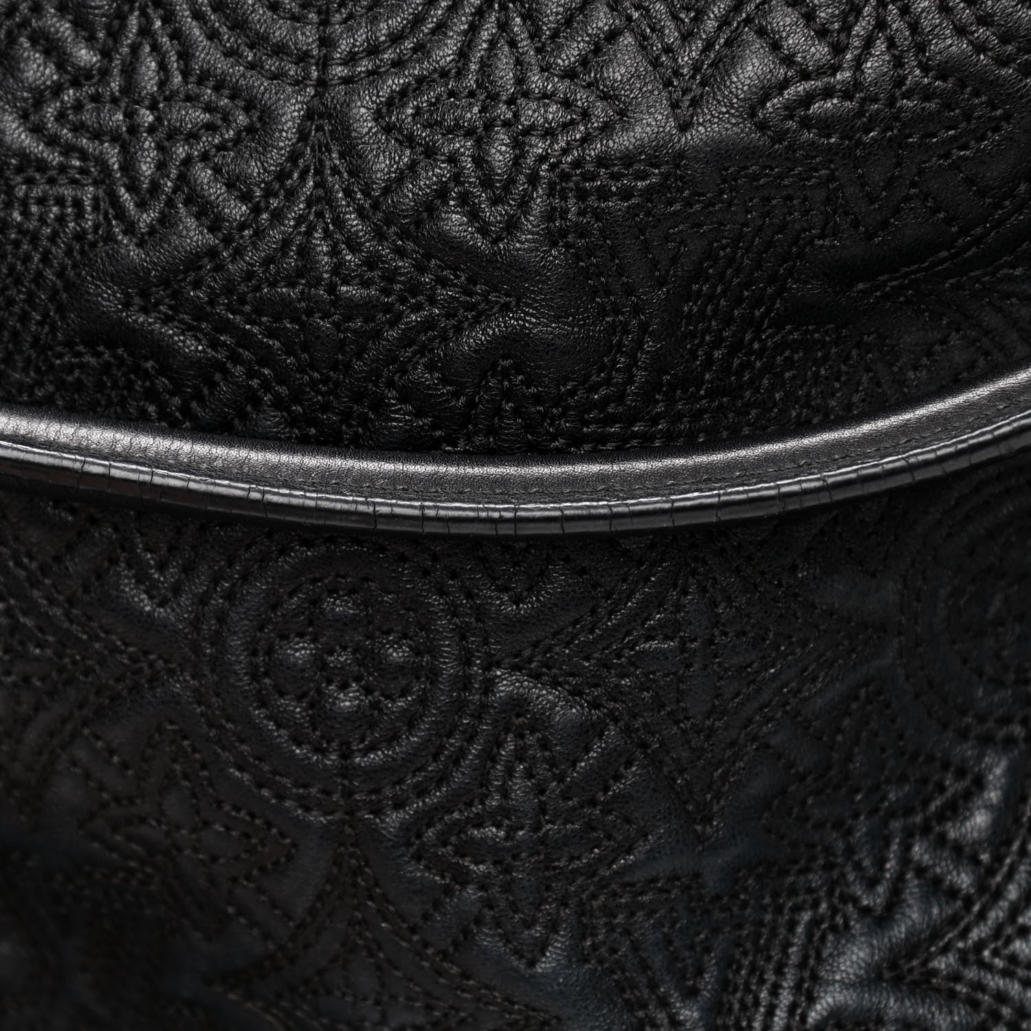 Louis Vuitton Monogram Lambskin Antheia Ixia MM Black 13 of 16