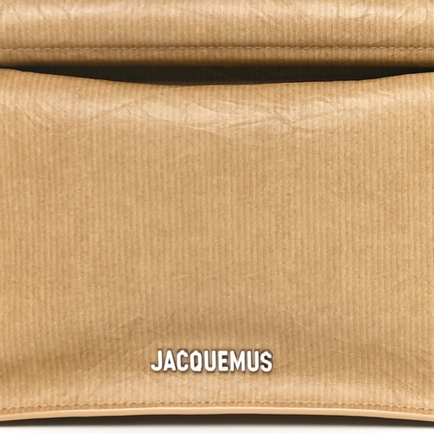 Textured Goatskin La Pochette Rond Carre Beige
