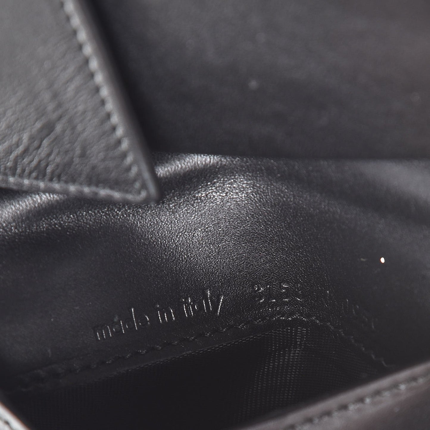 Mens Calfskin Compact Chain Zip Around Wallet Black