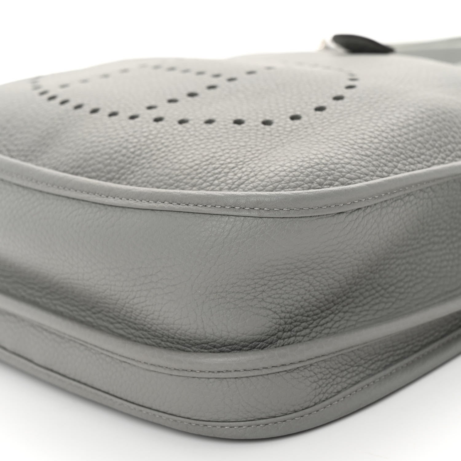 Hermes Taurillon Clemence Evelyne III PM Gris Mouette 10 of 11