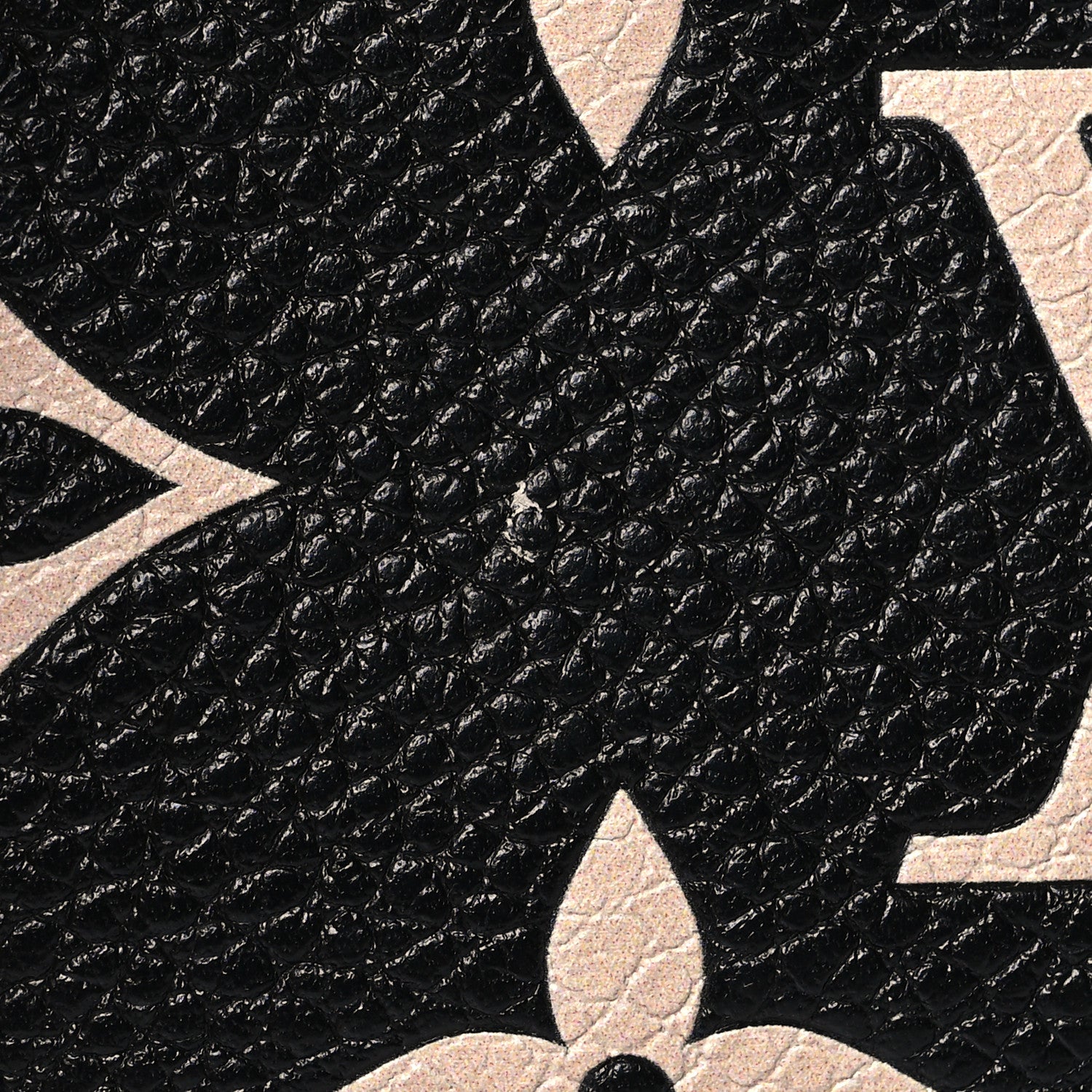 Louis Vuitton Empreinte Monogram Giant Key Pouch Black Beige 9 of 9