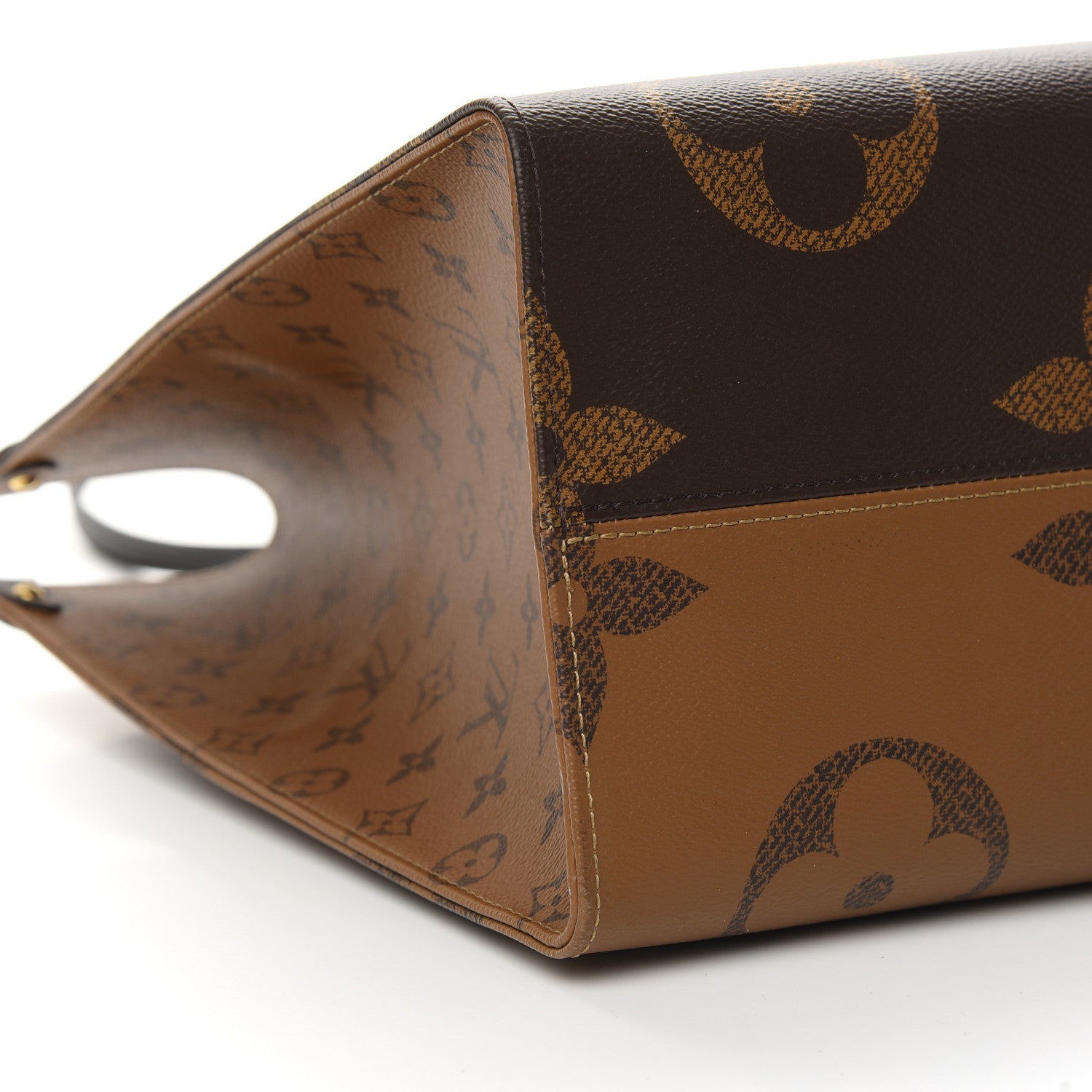 Louis Vuitton Reverse Monogram Giant Onthego GM 9 of 15