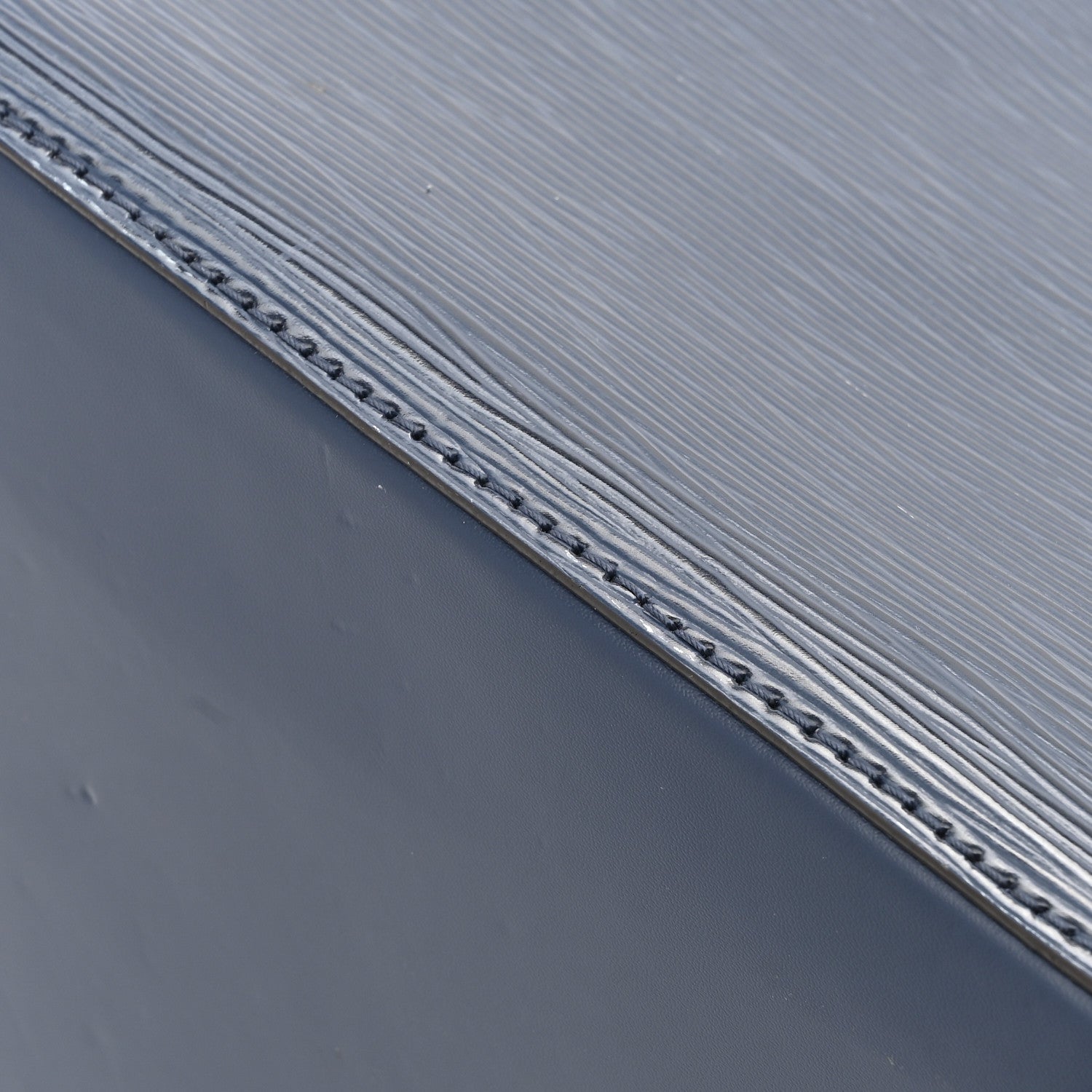 Louis Vuitton Epi Neonoe Indigo Coquelicot 16 of 16