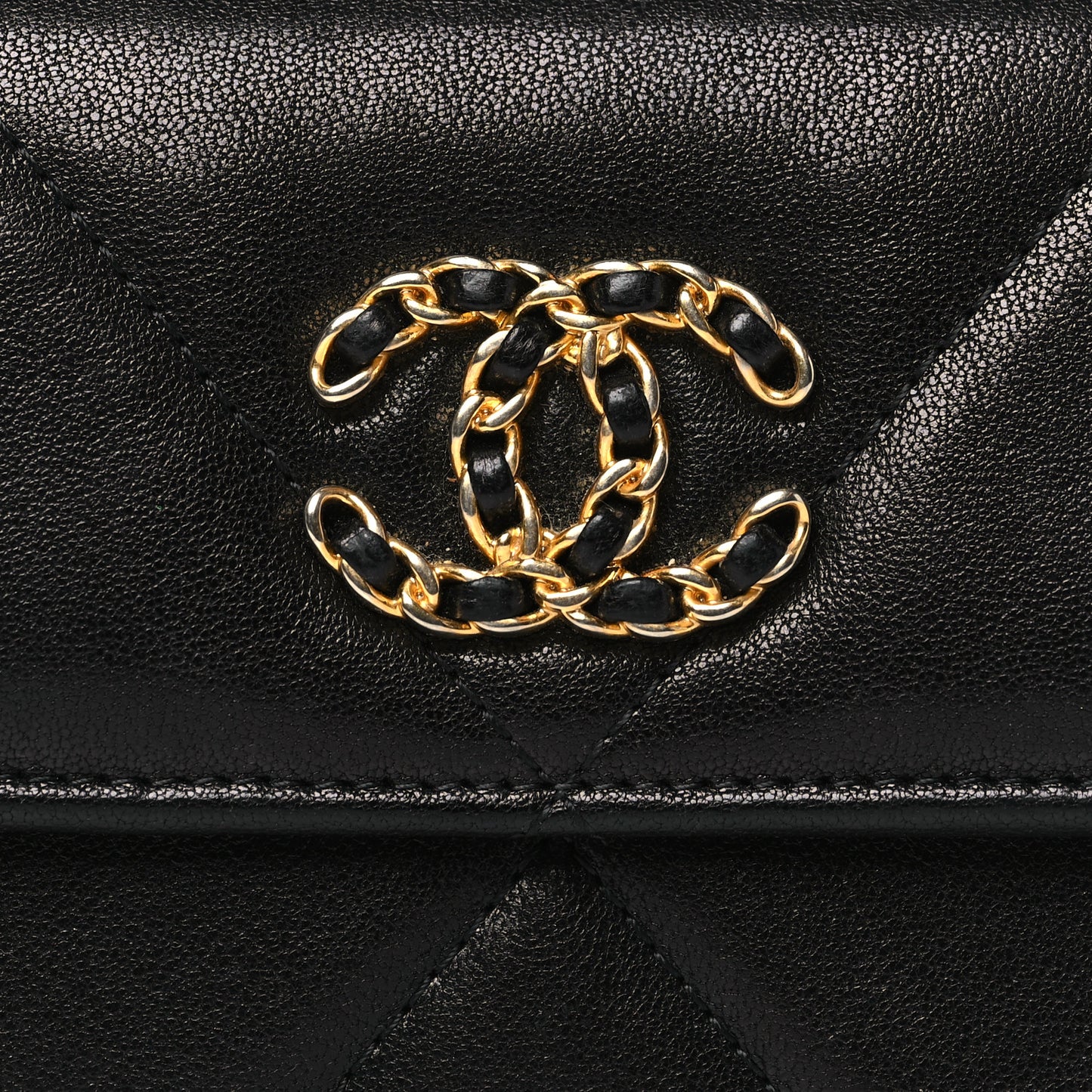 Lambskin Quilted Chanel 19 Flap Wallet Black