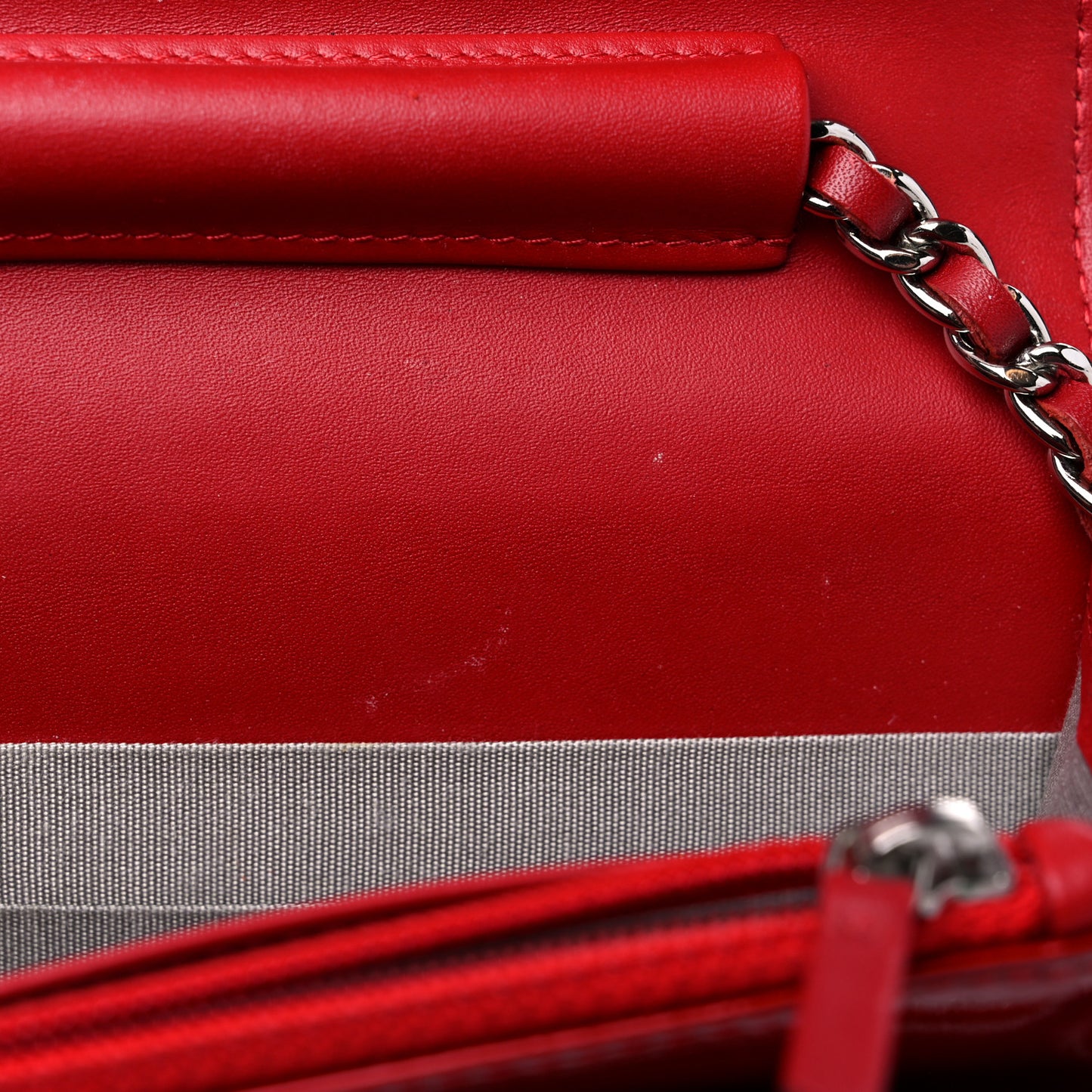Patent Quilted Brilliant Wallet On Chain WOC Red