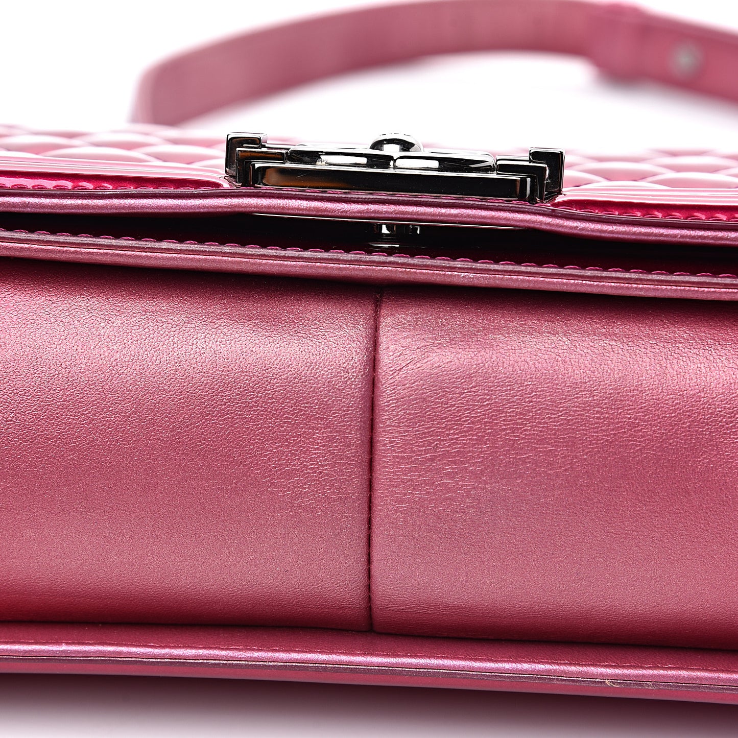Metallic Patent Calfskin Quilted Medium Boy Flap Pink