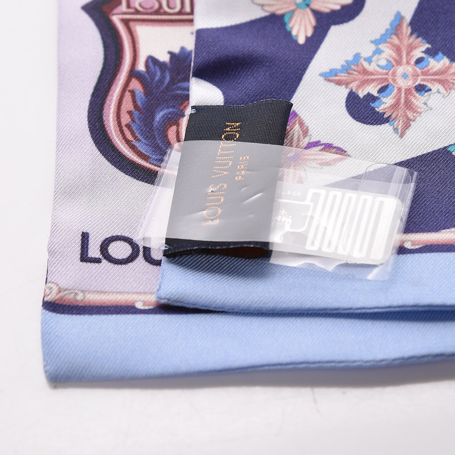 Louis Vuitton Silk Into Louis Bandeau Blue Grey 4 of 4