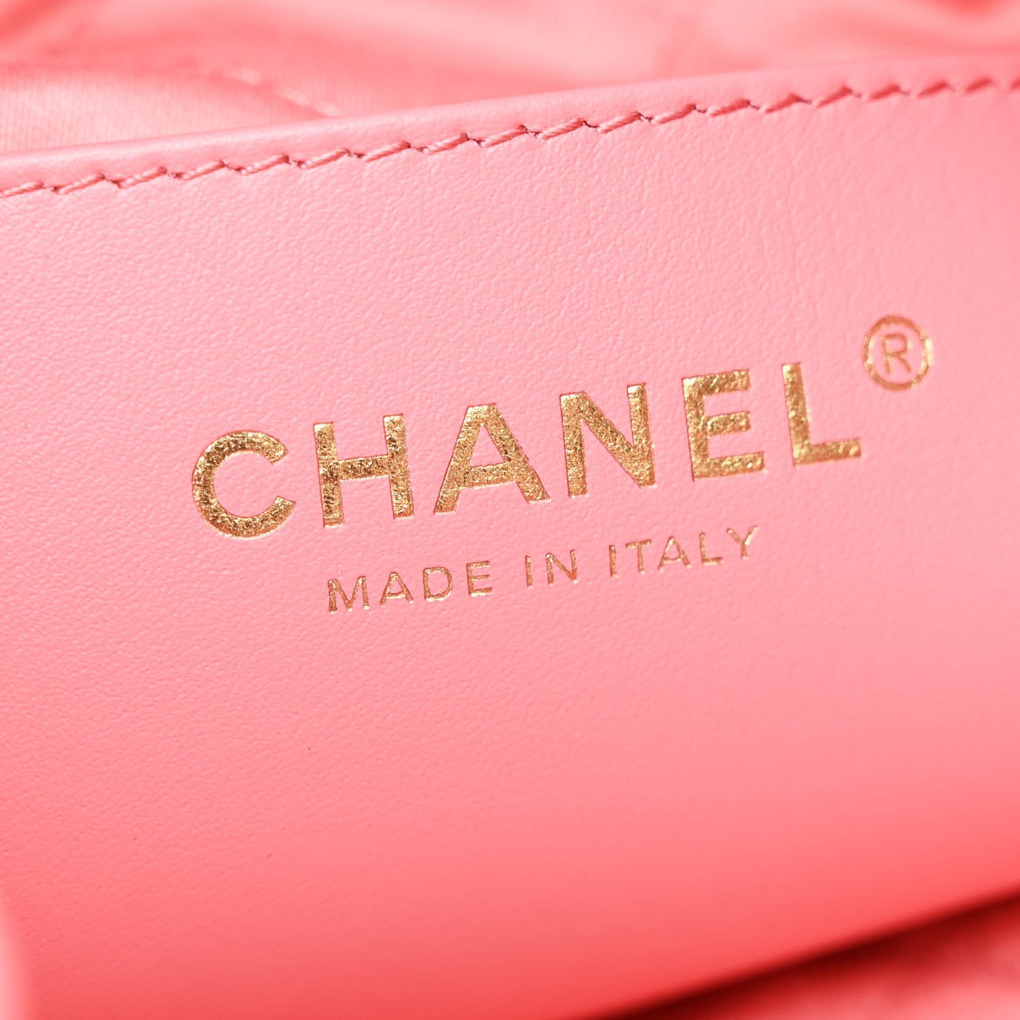 Shiny Caviar Quilted Mini Chanel 22 Coral