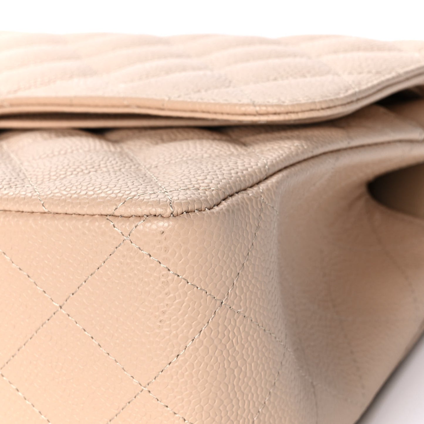 Caviar Quilted Jumbo Double Flap Beige Clair