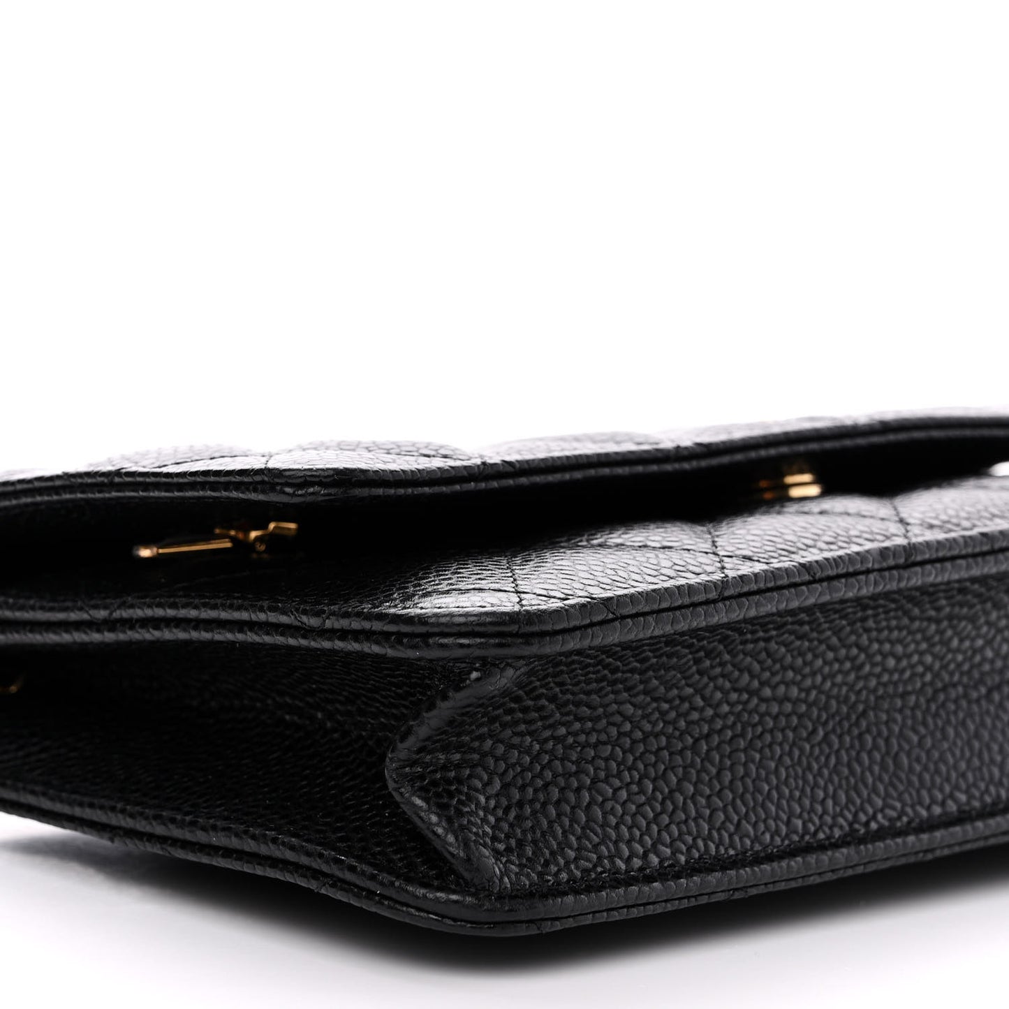 Caviar Quilted Wallet on Chain WOC Black