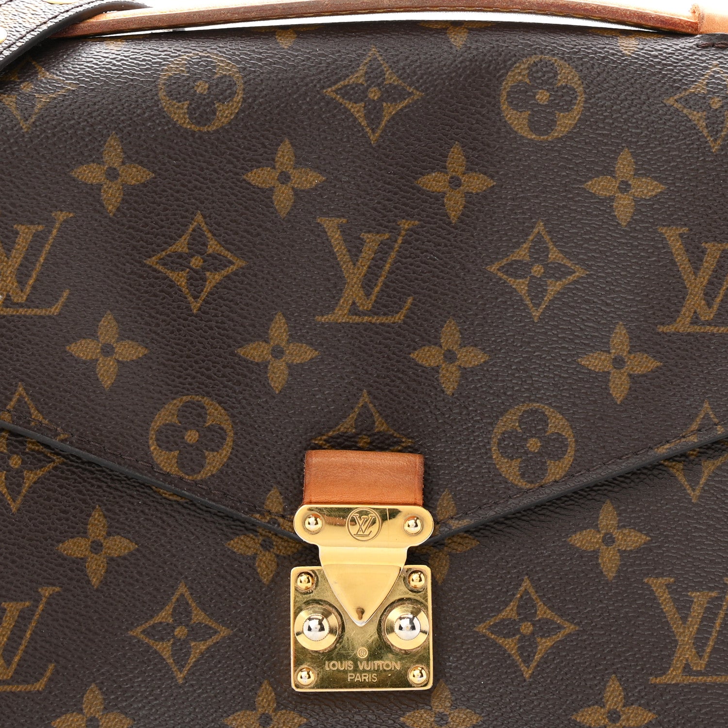 Louis Vuitton Monogram Pochette Metis 8 of 13