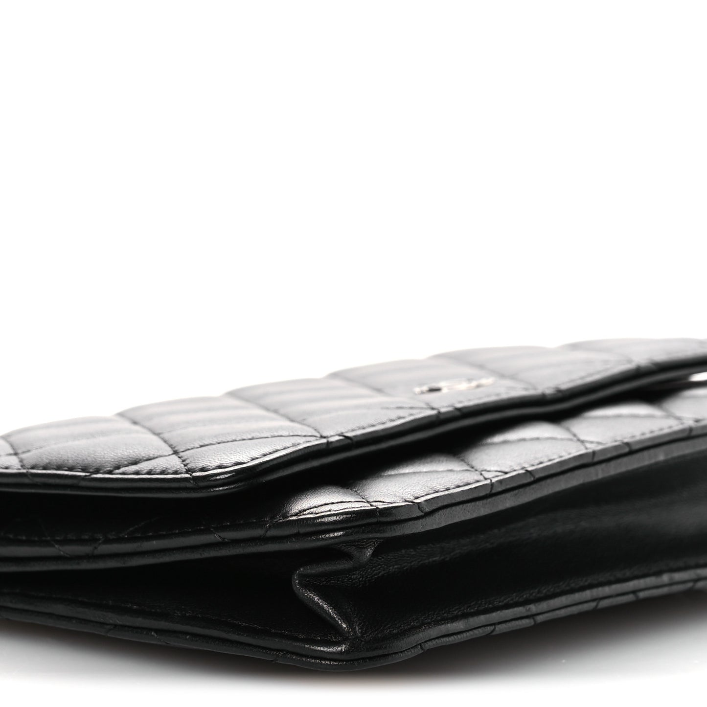 Lambskin Quilted Wallet On Chain WOC Black