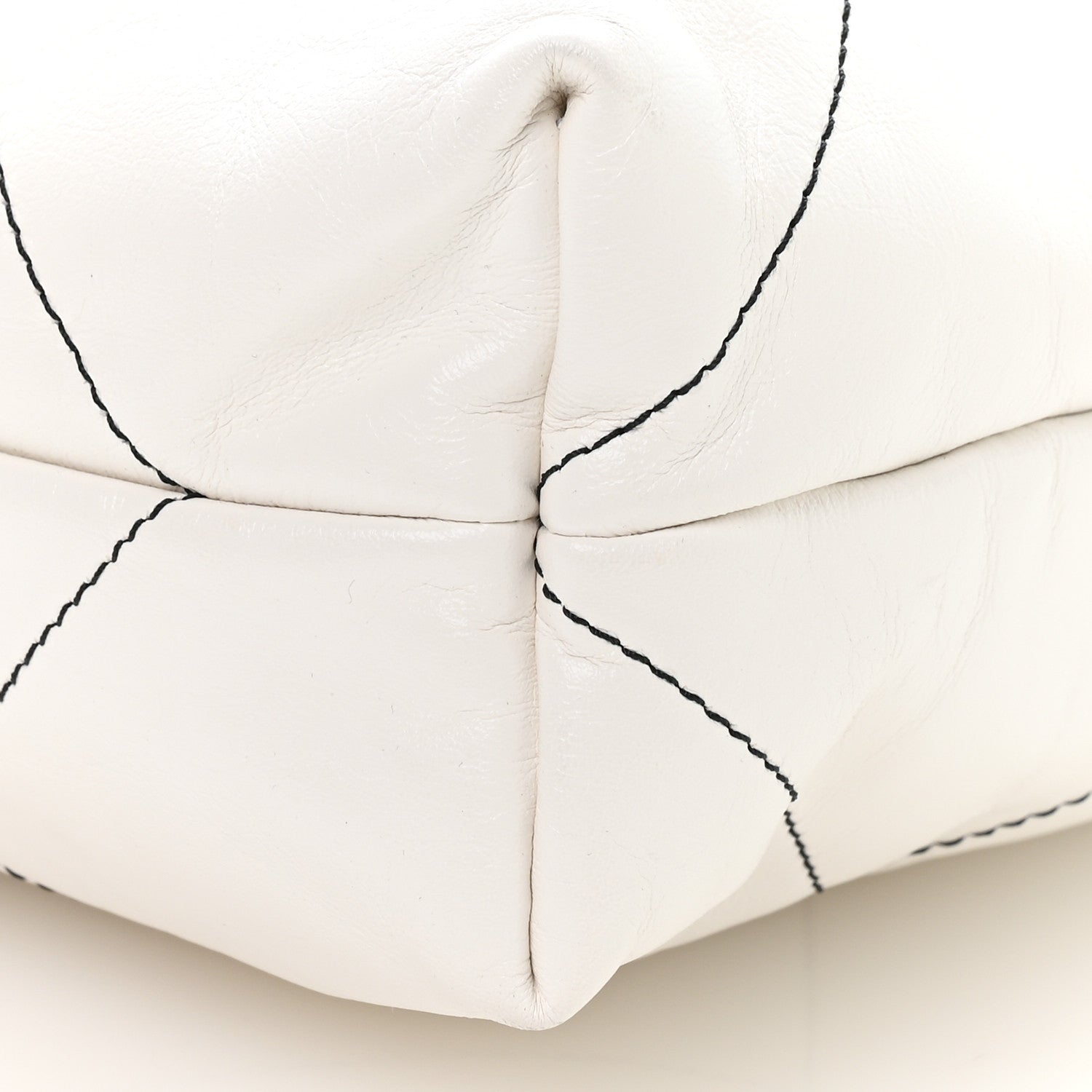 Chanel Shiny Calfskin Quilted Chanel 22 White Black 11 of 11