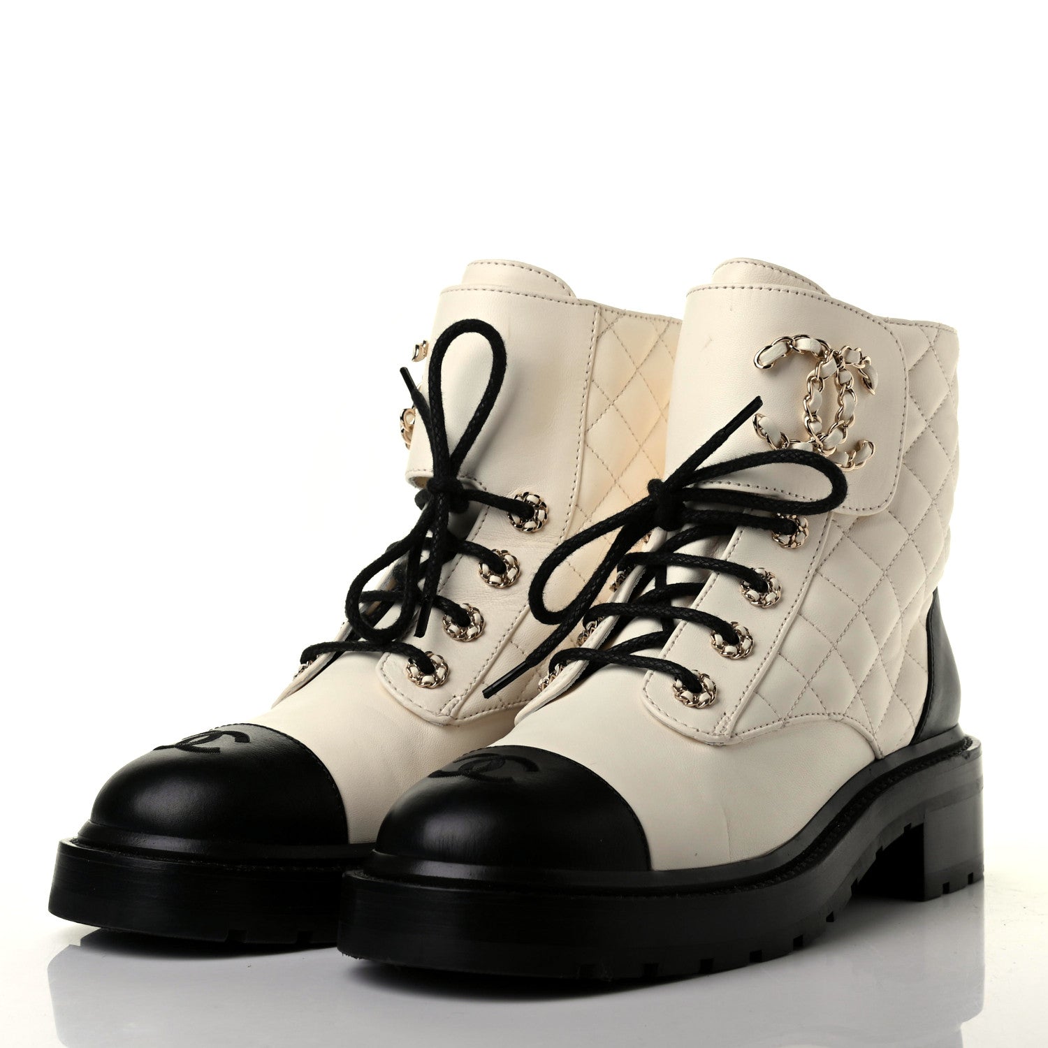 Chanel Shiny Goatskin Calfskin Quilted Lace Up Combat Boots 39 White Black 3 of 14