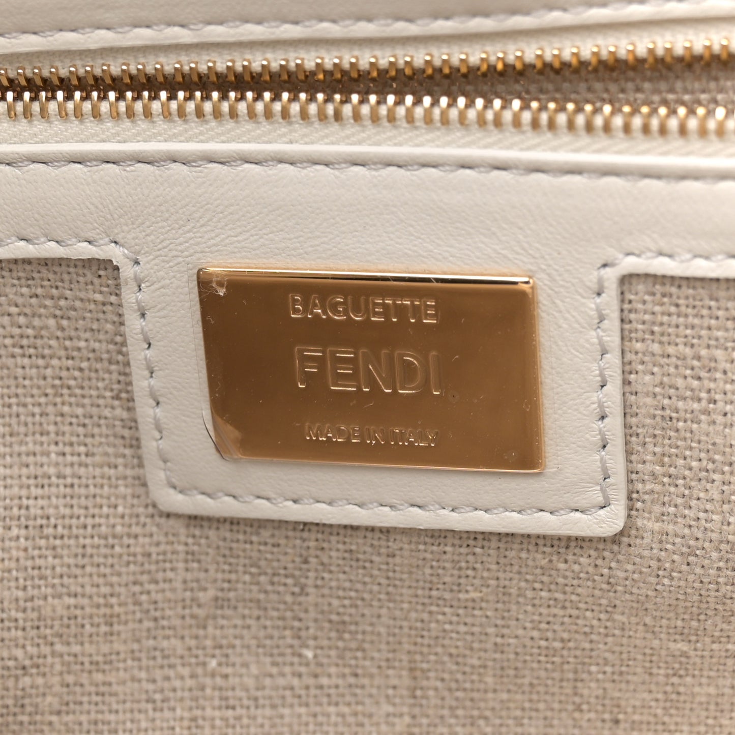 Linen Canvas Vitello King Painting Baguette With Marker Kit White
