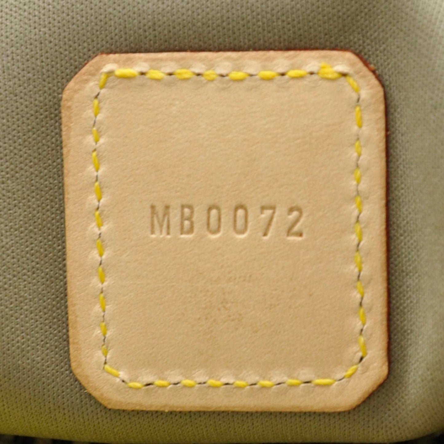 Americas Cup Cube Bag Yellow