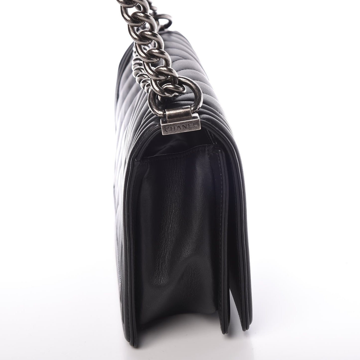 Calfskin Chevron Quilted Medium Boy Flap Black