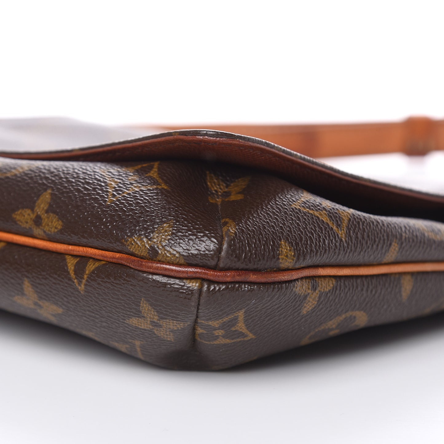 Monogram Musette Tango