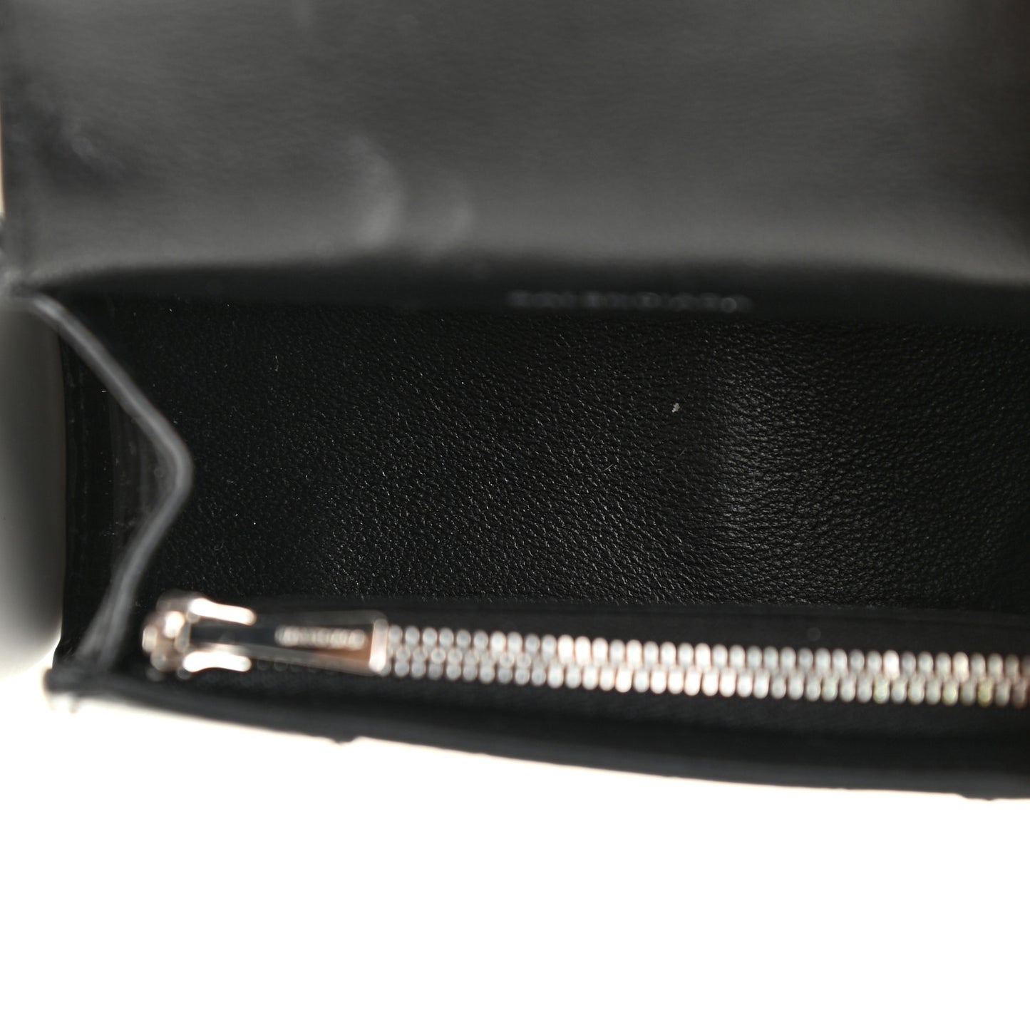 Shiny Calfskin Monochrome Crocodile Embossed Hourglass Chain Cardholder Black