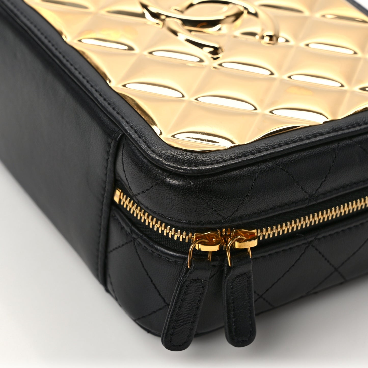 Lambskin Metal Quilted Golden Plate Vanity Case Black Golden Plate Vanity Case Black Gold