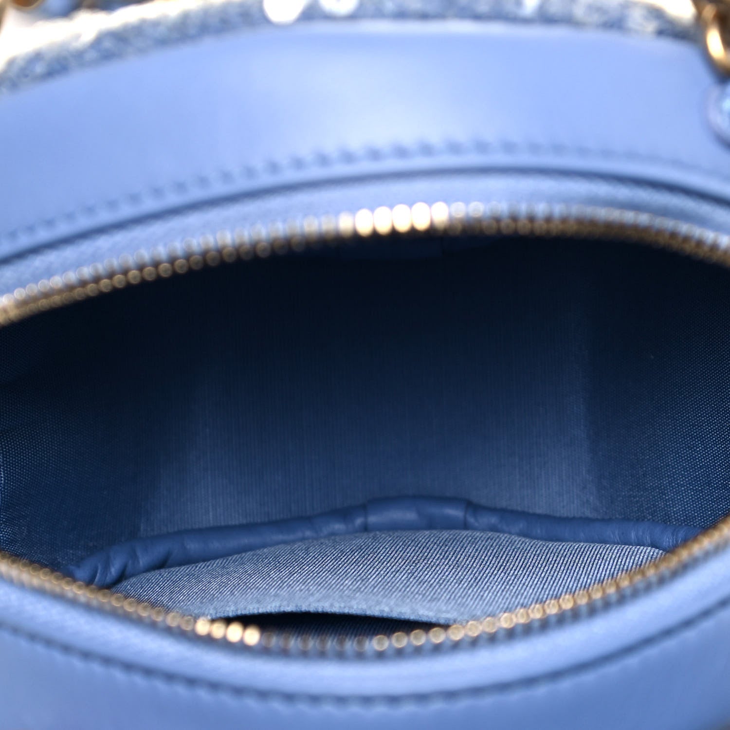 Chanel Sequin Chanel 19 Round Clutch With Chain Light Blue 5 of 13