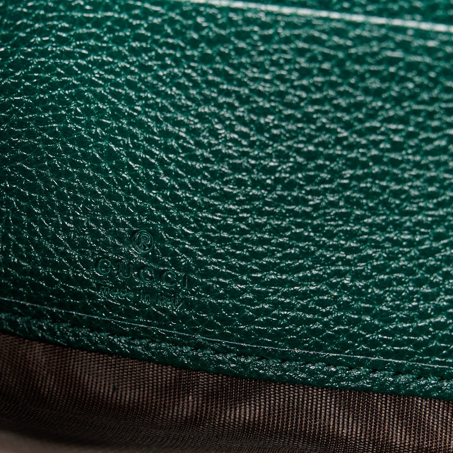 Grainy Calfskin Zumi Zip Around Wallet Vintage Green