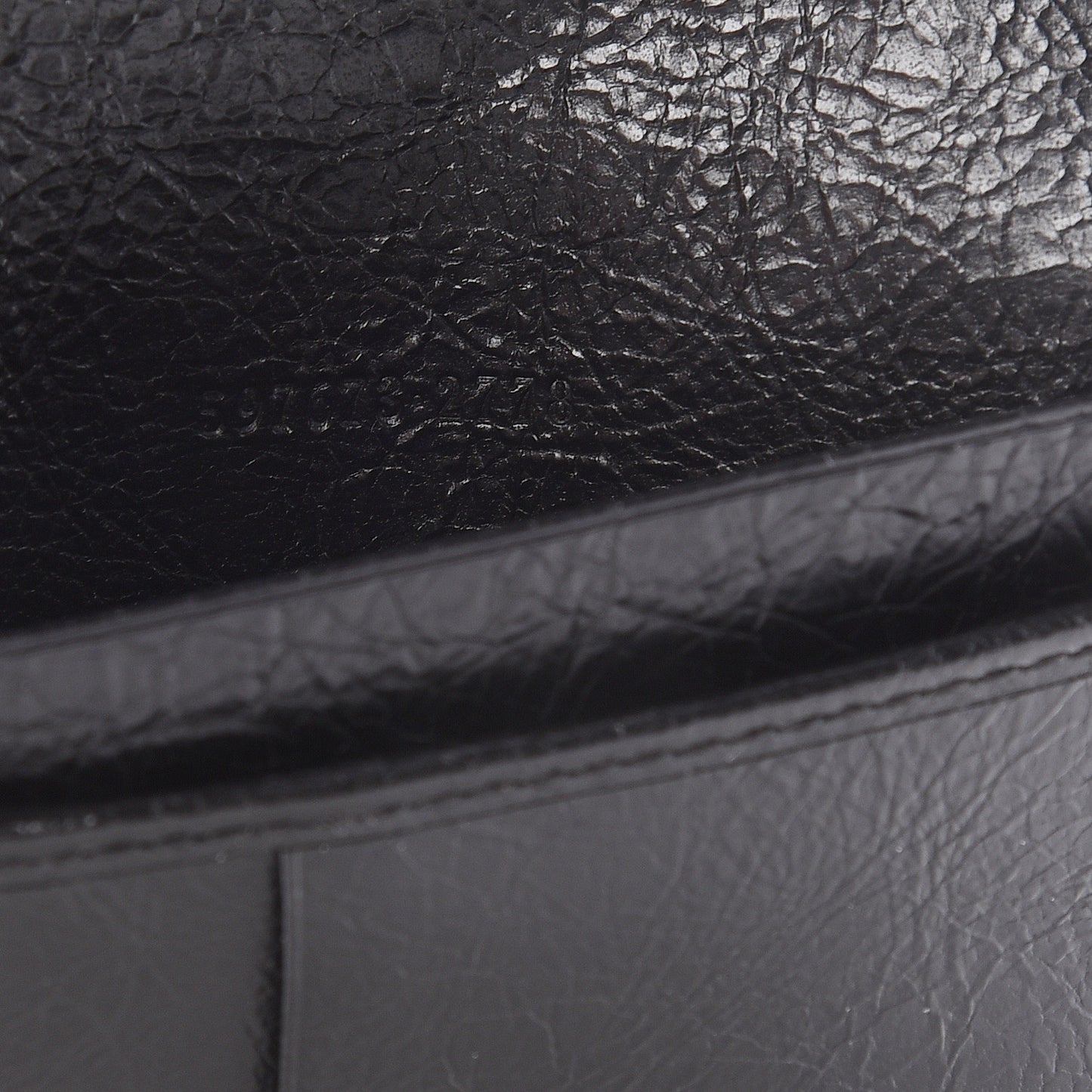 Fluffy Calfskin Morpheus Passport Case Black