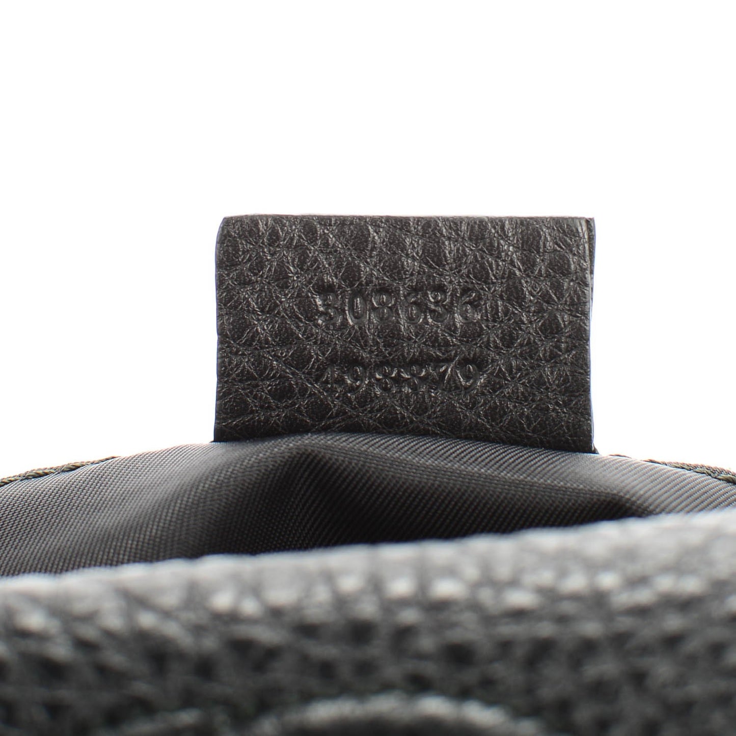 Pebbled Calfskin Soho Medium Cosmetic Case Black